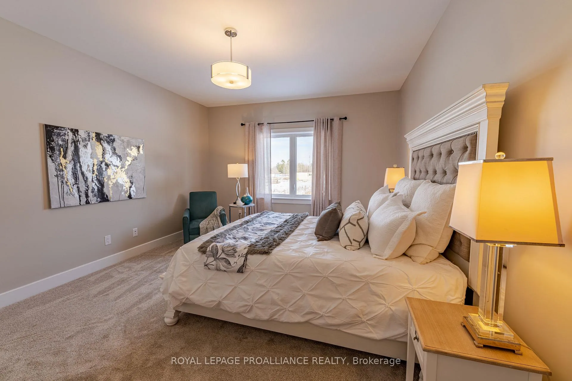 Photo 22 of 31 Douglas Marshall Crescent, Brockville — HOMEH