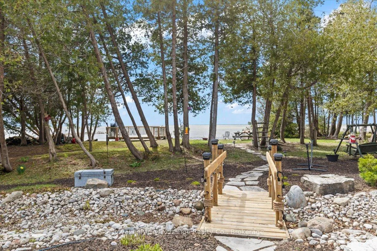 Photo 3 of 171 Huron Road, Huron-Kinloss — HOMEH