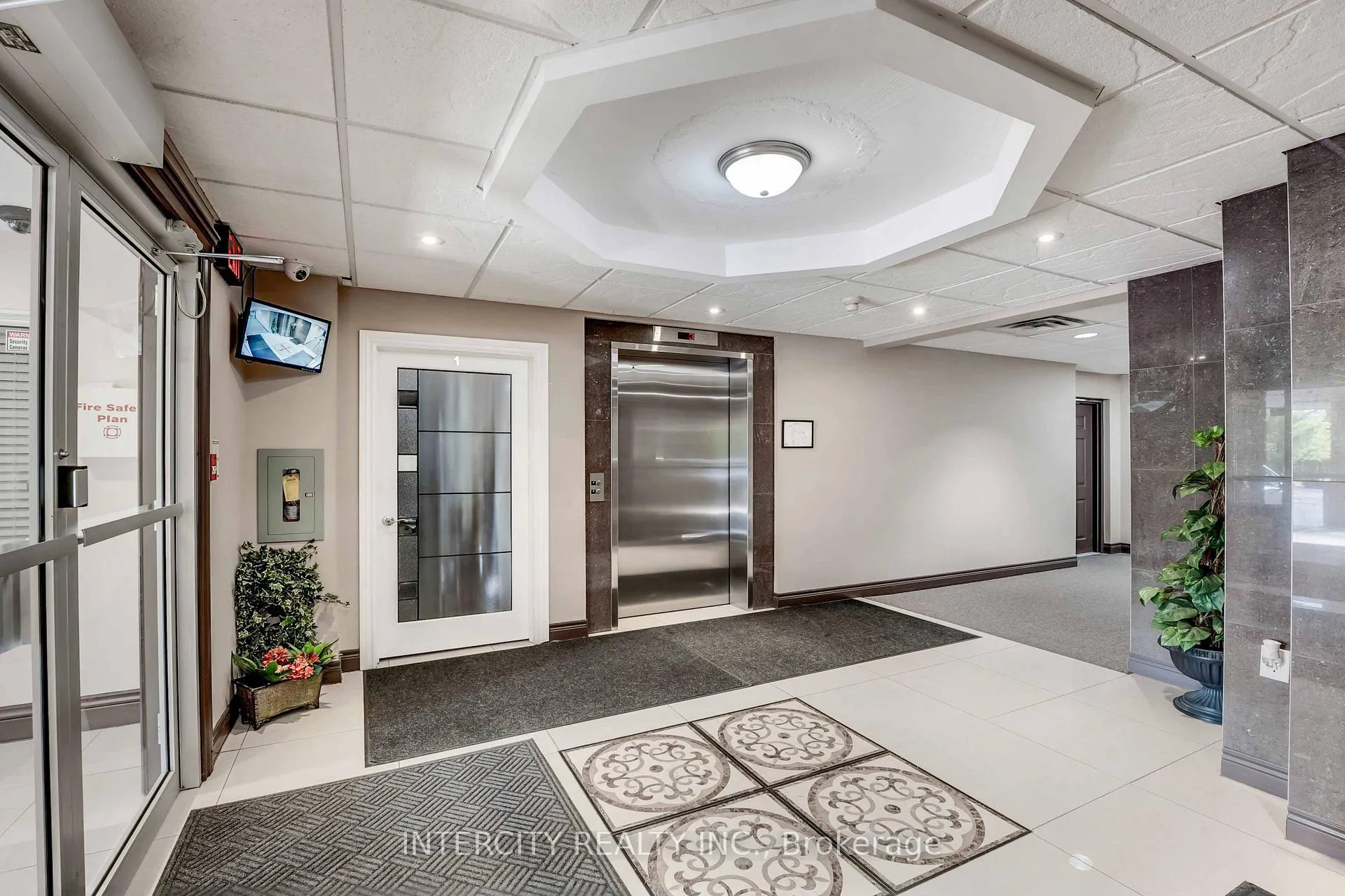 Photo 3 of Unit 306, 6928 Ailanthus Avenue E, Niagara Falls, Arad/Fallsview — HOMEH