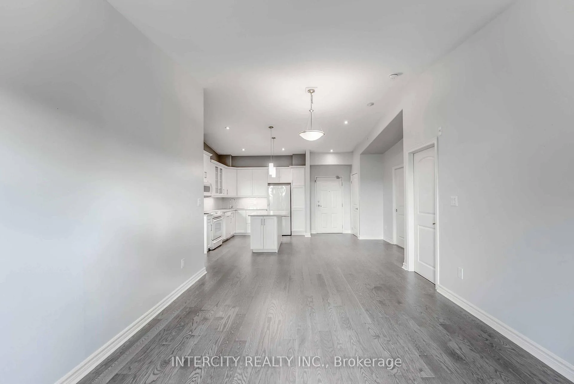 Photo 11 of Unit 306, 6928 Ailanthus Avenue E, Niagara Falls, Arad/Fallsview — HOMEH