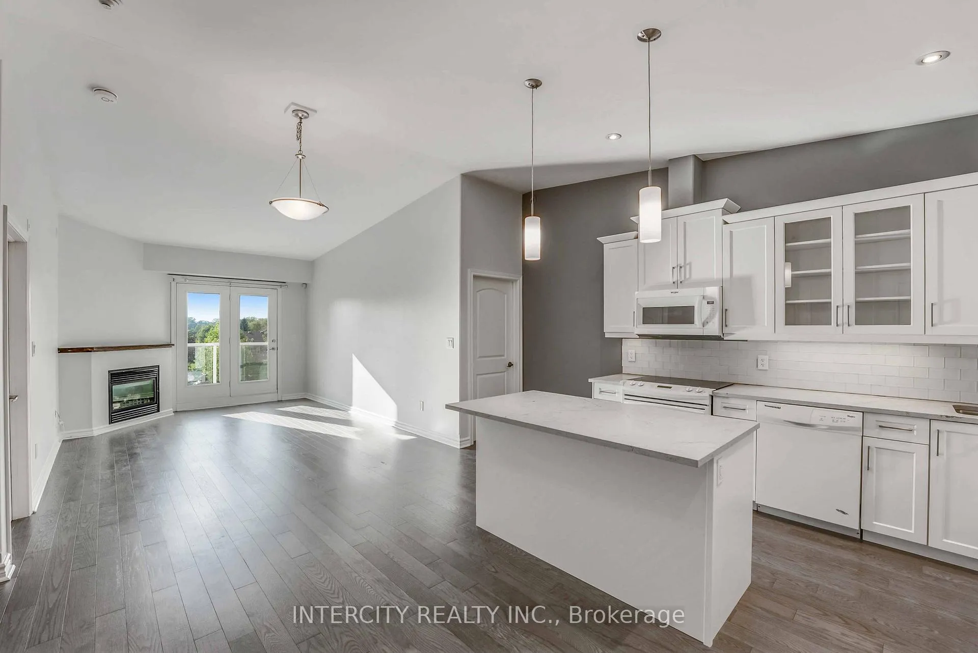 Photo 12 of Unit 306, 6928 Ailanthus Avenue E, Niagara Falls, Arad/Fallsview — HOMEH
