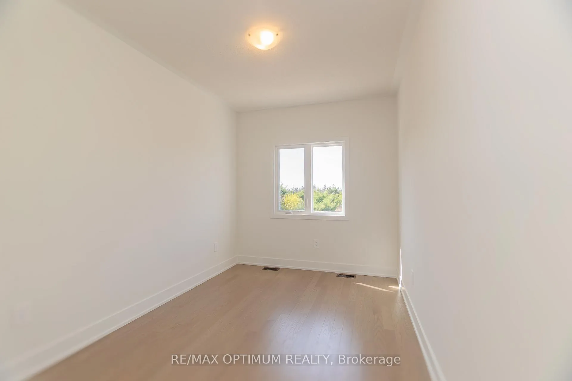 Photo 19 of 46 Bermondsey Way, Brampton, Bram West — HOMEH