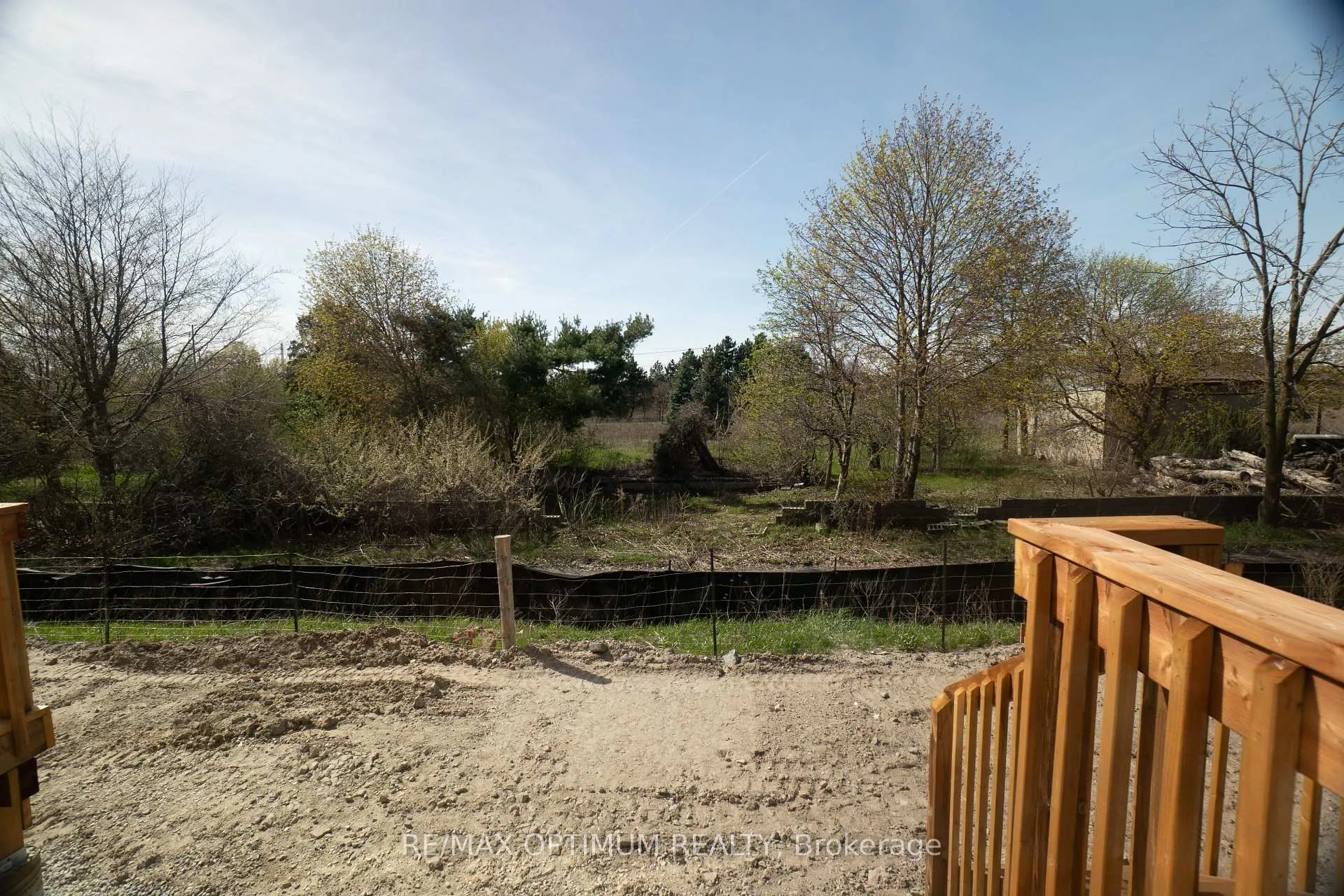 Photo 25 of 46 Bermondsey Way, Brampton, Bram West — HOMEH