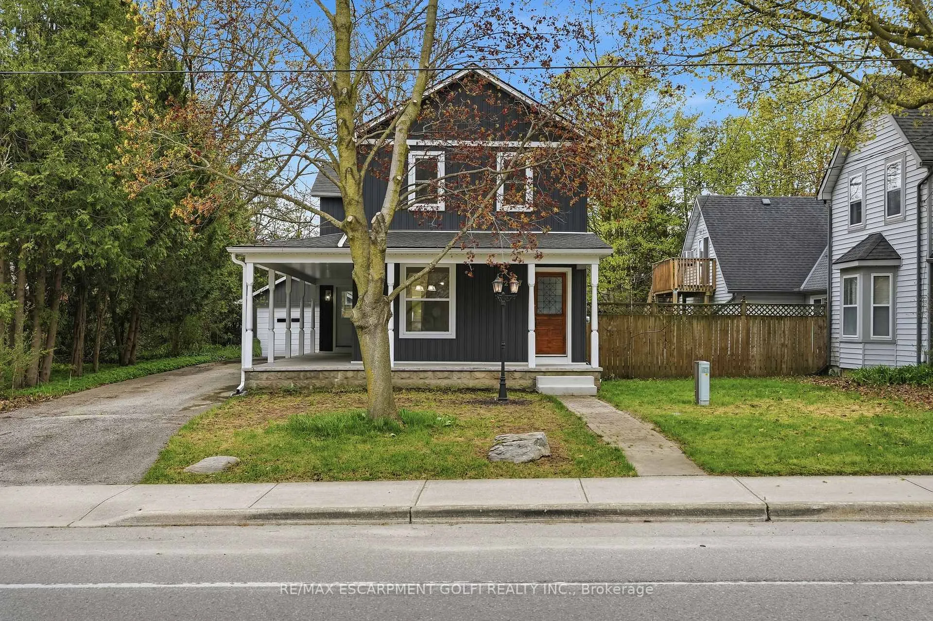 Photo 3 of 237 Main Street E, Norwich, Otterville — HOMEH