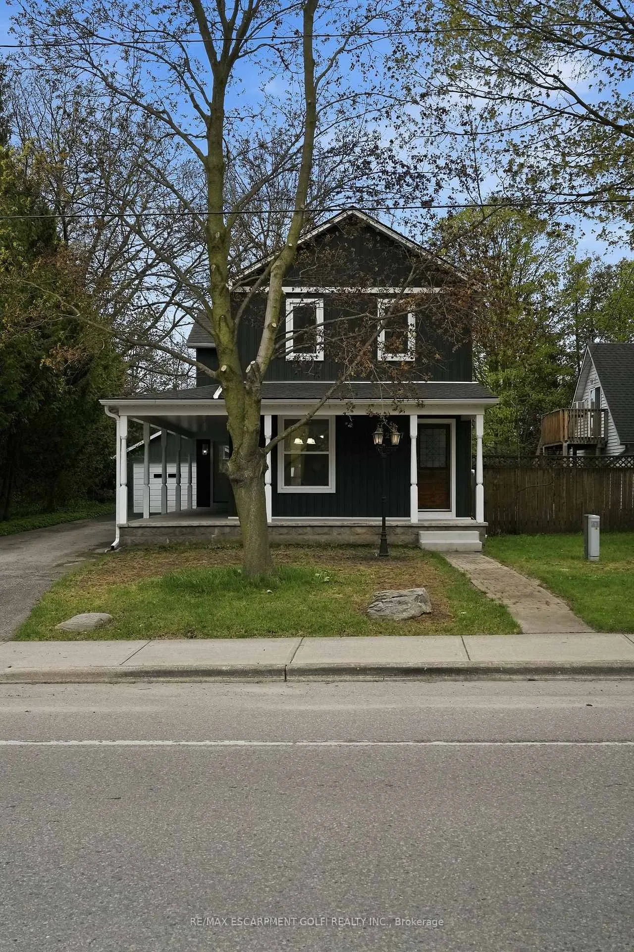 Photo 4 of 237 Main Street E, Norwich, Otterville — HOMEH