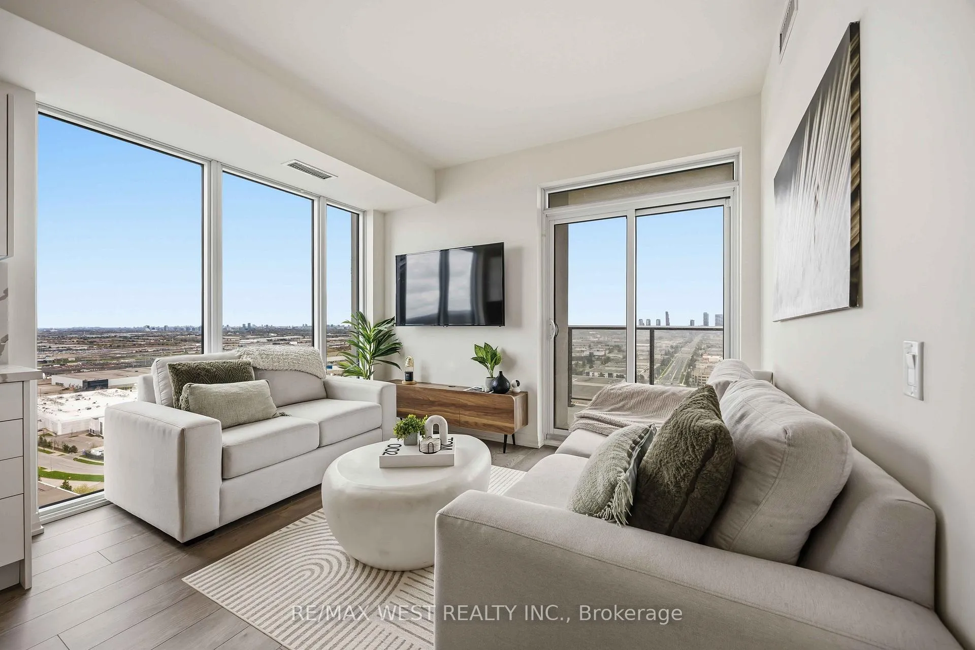 Photo 6 of Unit 2621, 8960 Jane Street, Vaughan, Beverley Glen — HOMEH