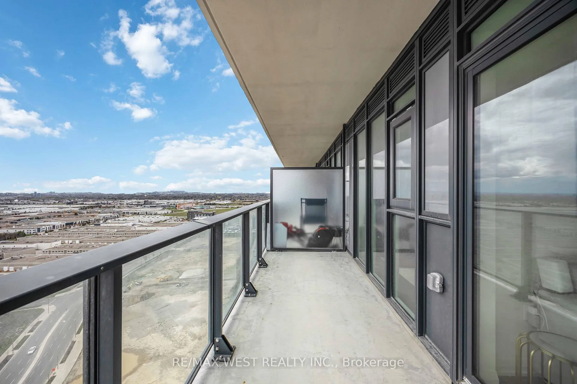 Photo 29 of Unit 2621, 8960 Jane Street, Vaughan, Beverley Glen — HOMEH