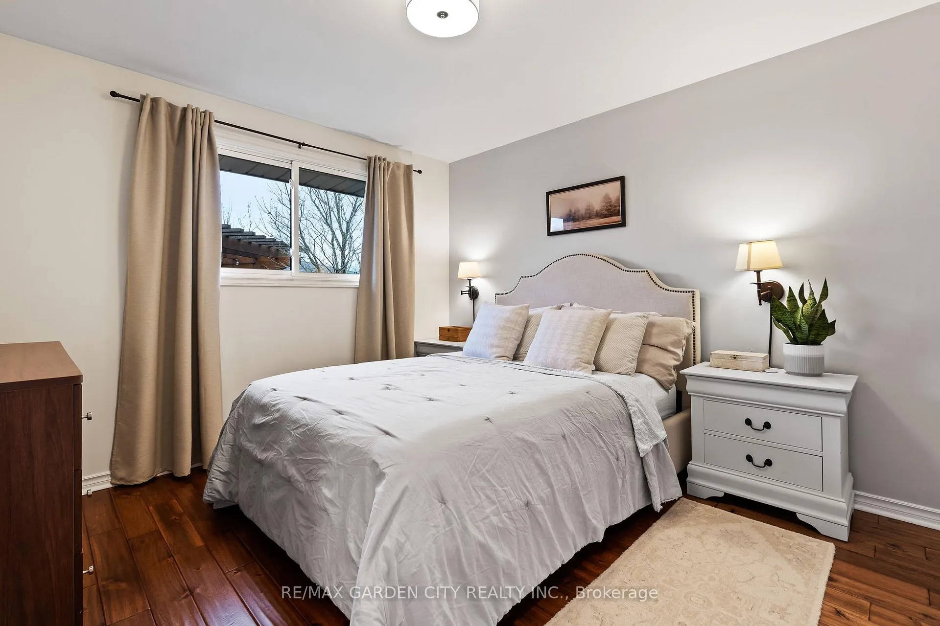 Photo 18 of 60 Brunswick Street, St. Catharines, Western Hill — HOMEH