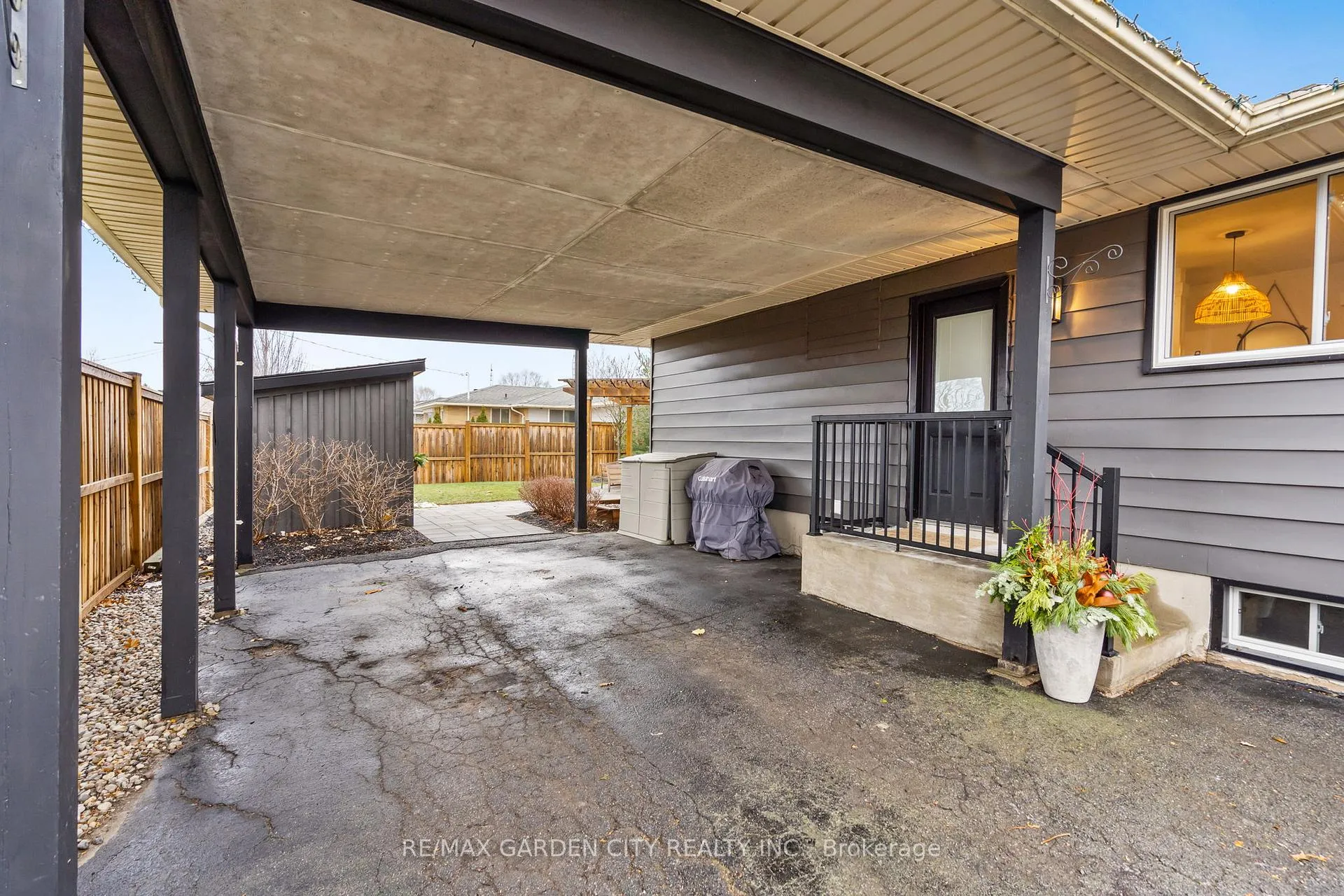 Photo 29 of 60 Brunswick Street, St. Catharines, Western Hill — HOMEH