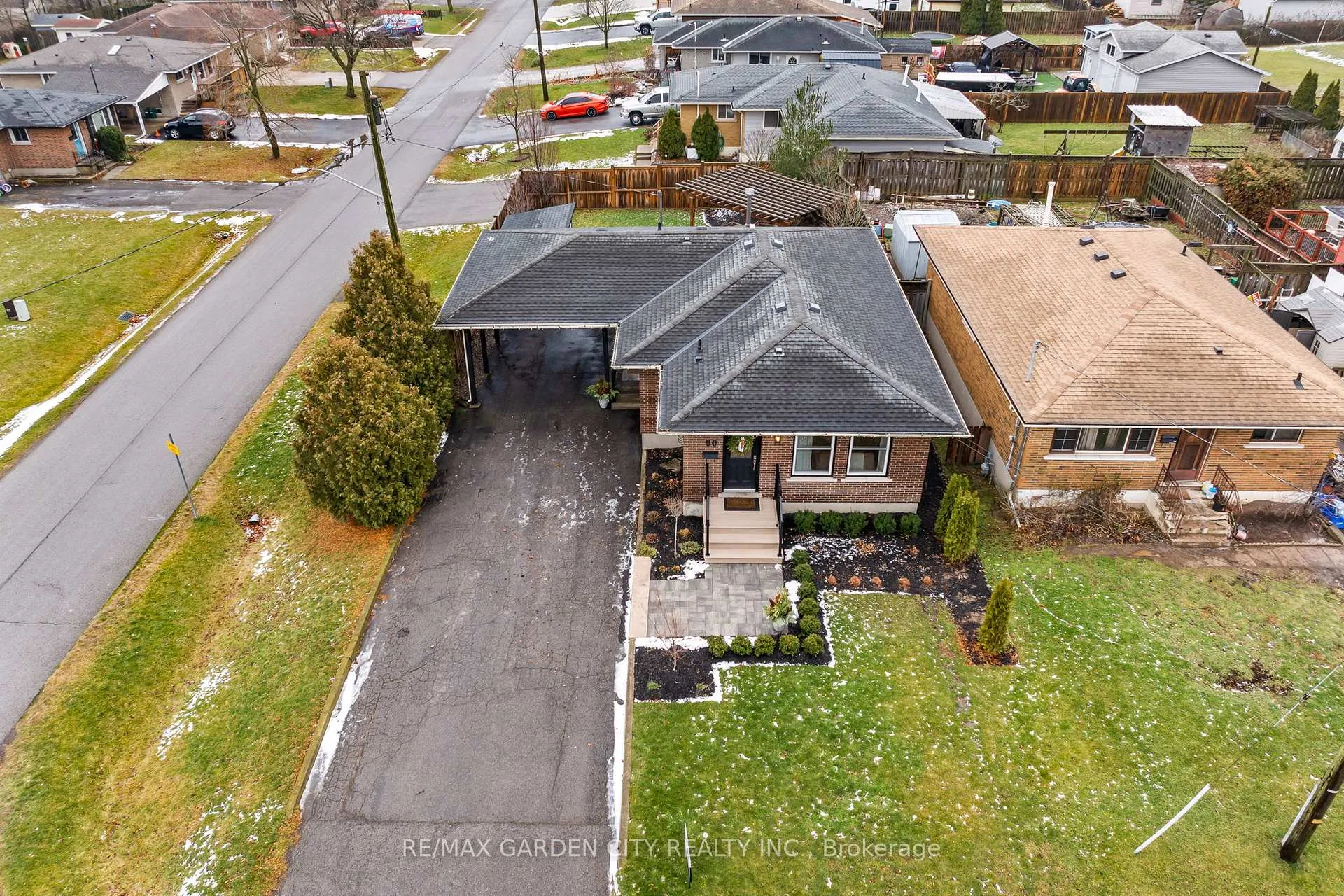 Photo 30 of 60 Brunswick Street, St. Catharines, Western Hill — HOMEH