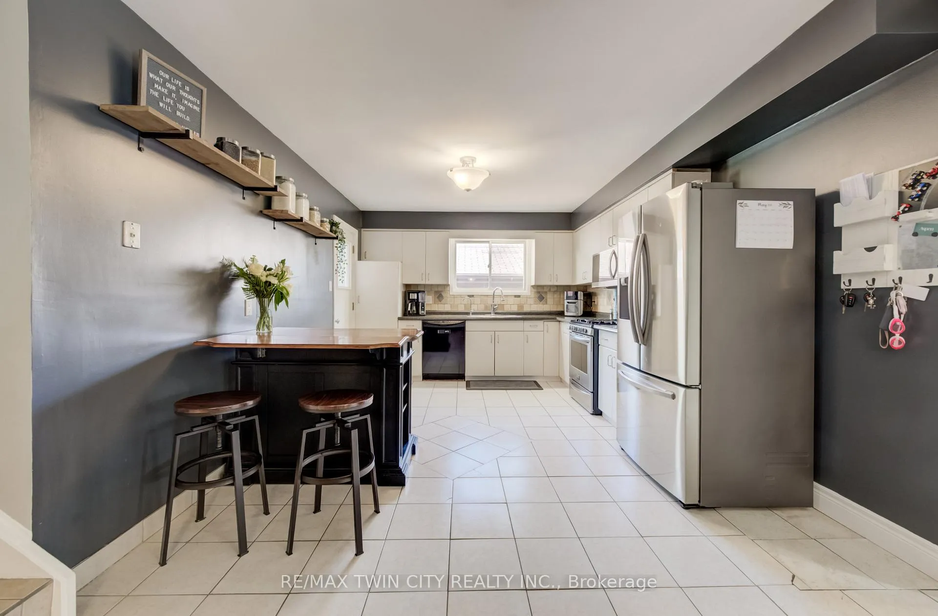 Photo 10 of 226 Hillmer Road, Cambridge, Christopher-Champlain — HOMEH