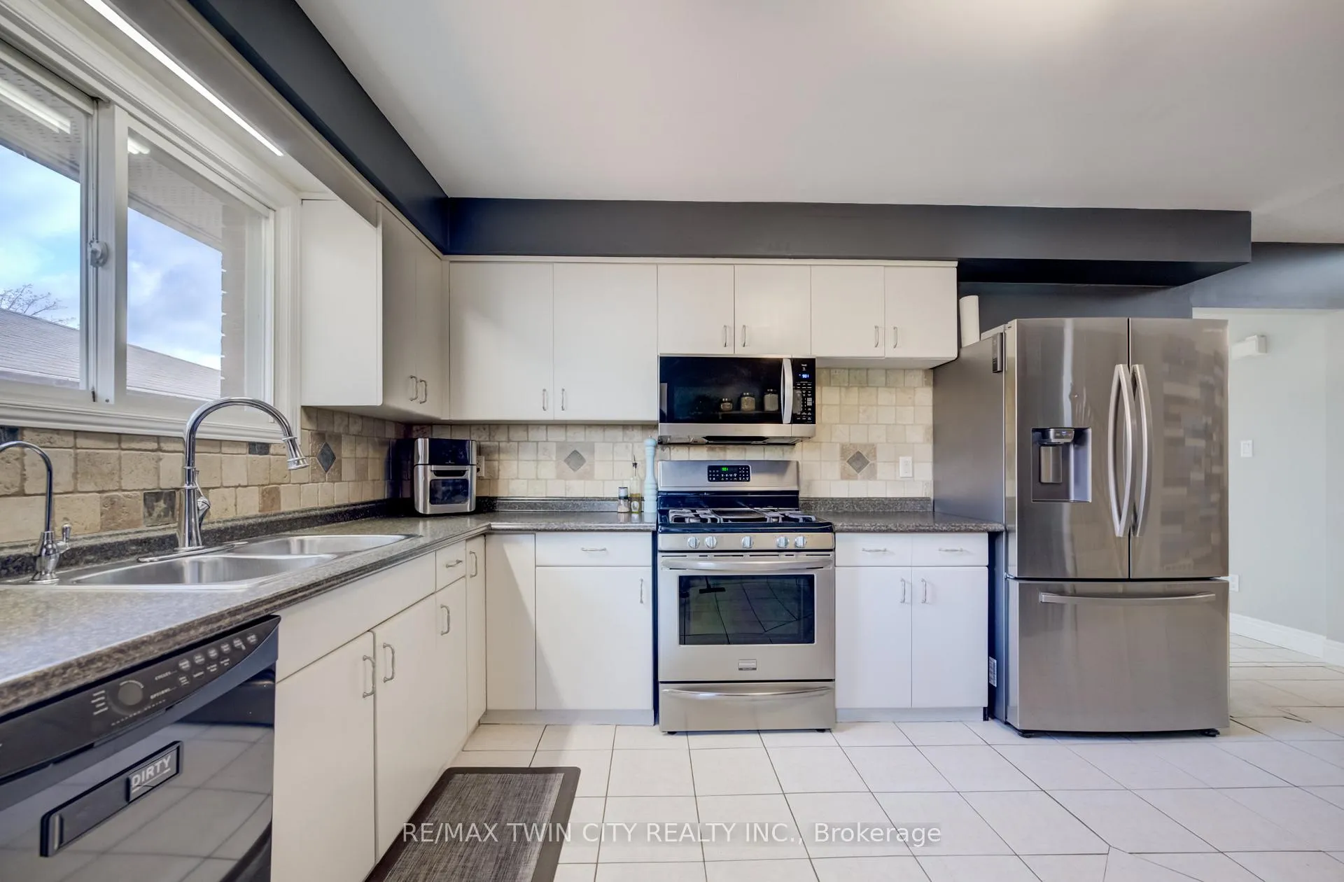 Photo 14 of 226 Hillmer Road, Cambridge, Christopher-Champlain — HOMEH