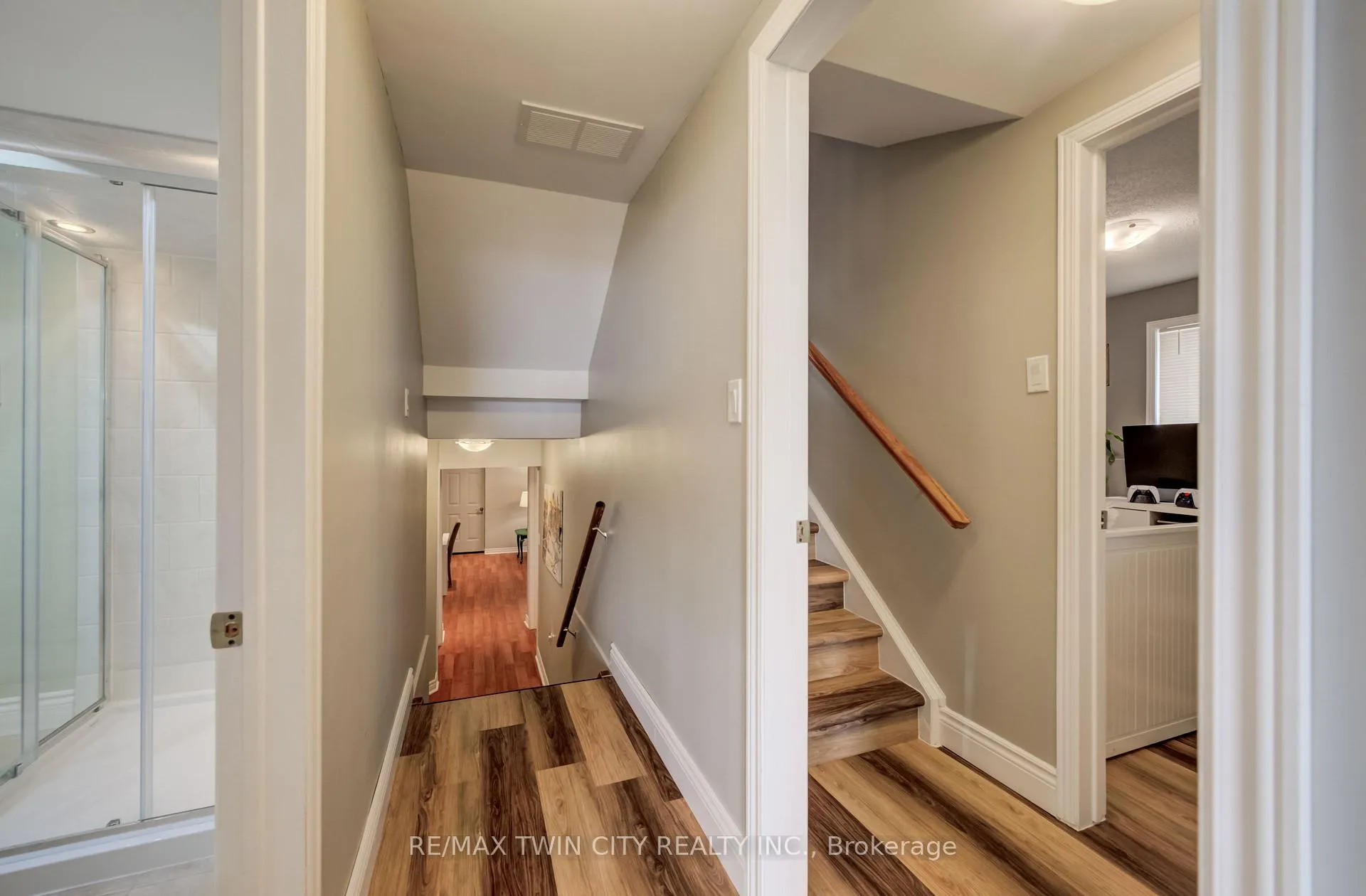 Photo 32 of 226 Hillmer Road, Cambridge, Christopher-Champlain — HOMEH