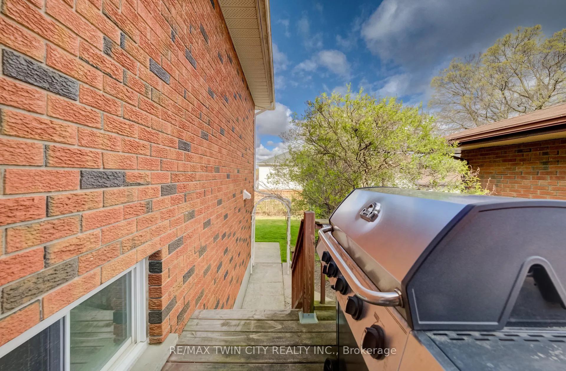 Photo 40 of 226 Hillmer Road, Cambridge, Christopher-Champlain — HOMEH
