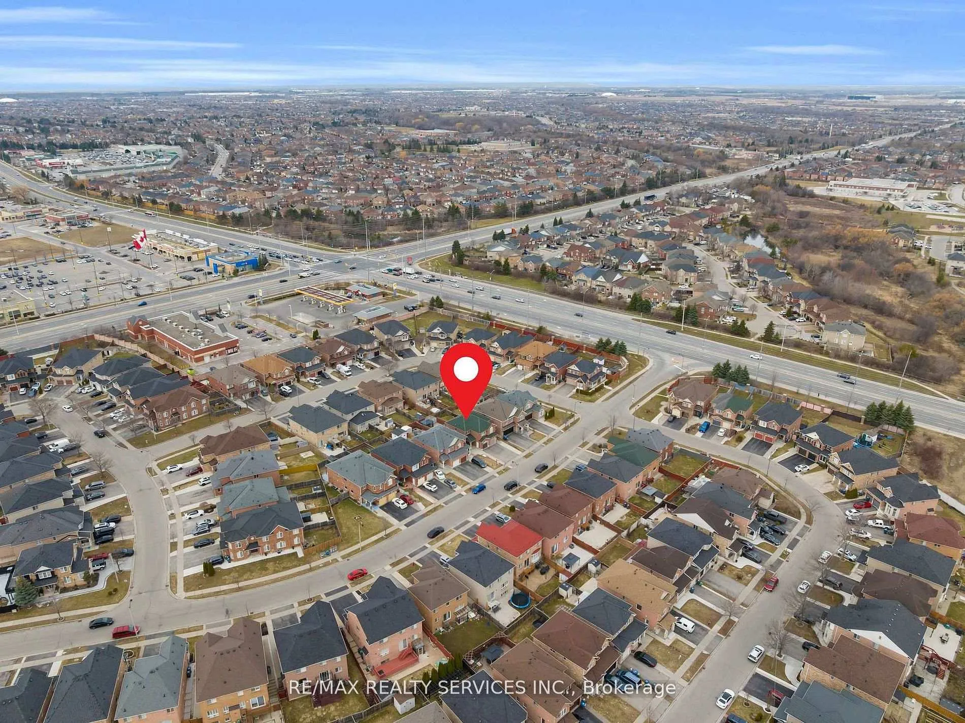 Photo 3 of 110 Dwyer Drive, Brampton, Gore Industrial North — HOMEH