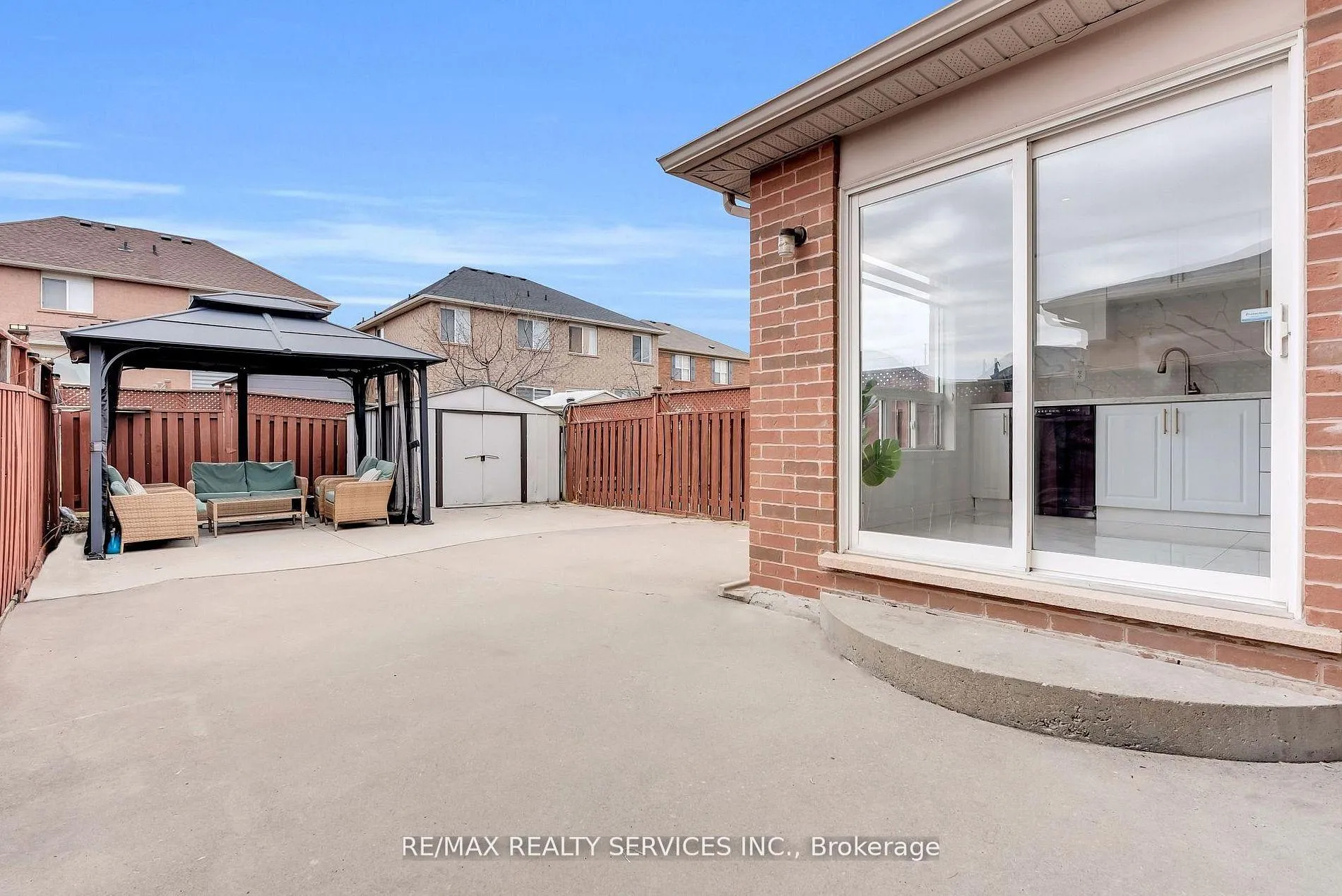 Photo 31 of 110 Dwyer Drive, Brampton, Gore Industrial North — HOMEH