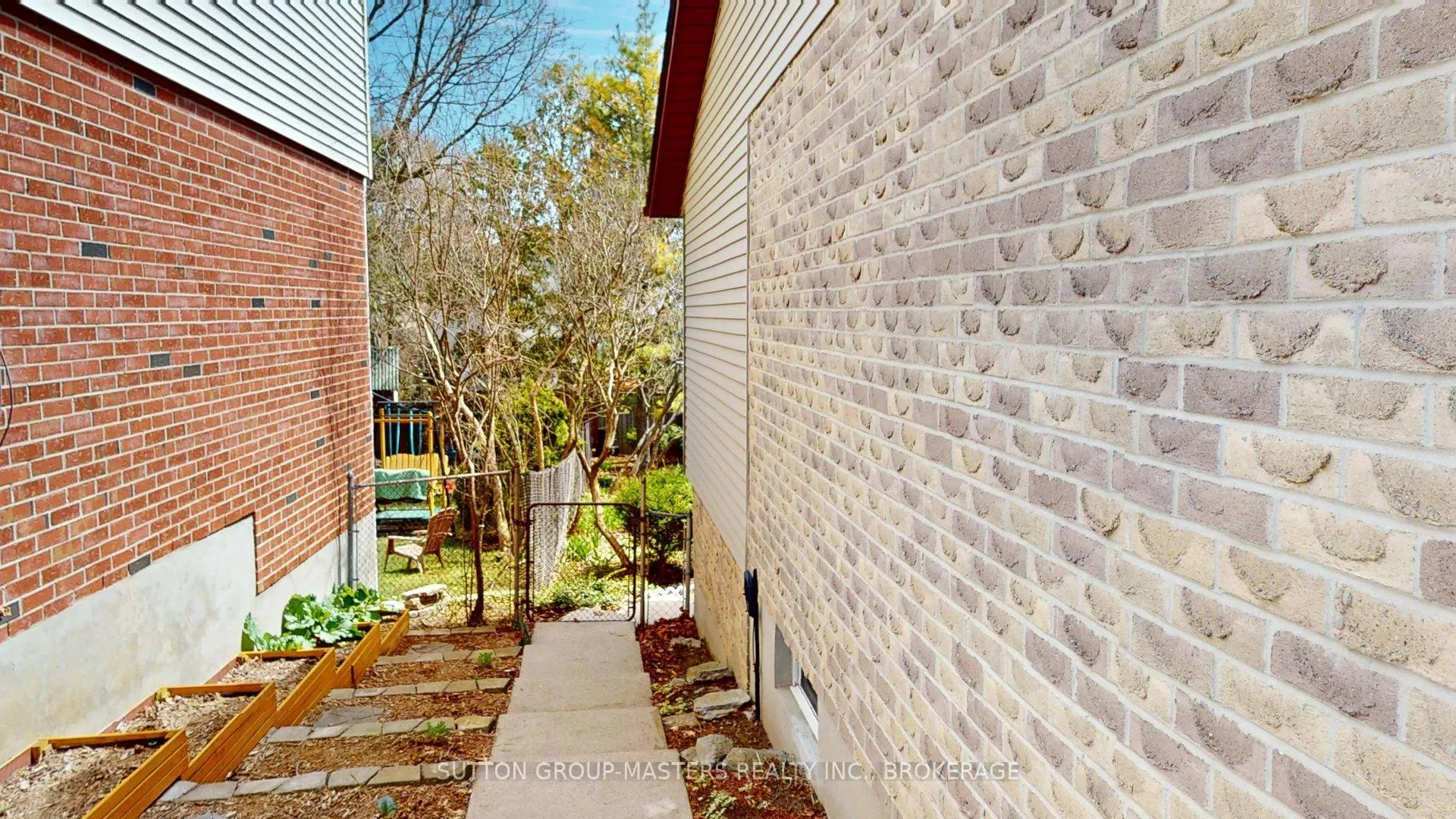Photo 38 of 896 Nottinghill Avenue, Kingston, North of Taylor-Kidd Blvd — HOMEH