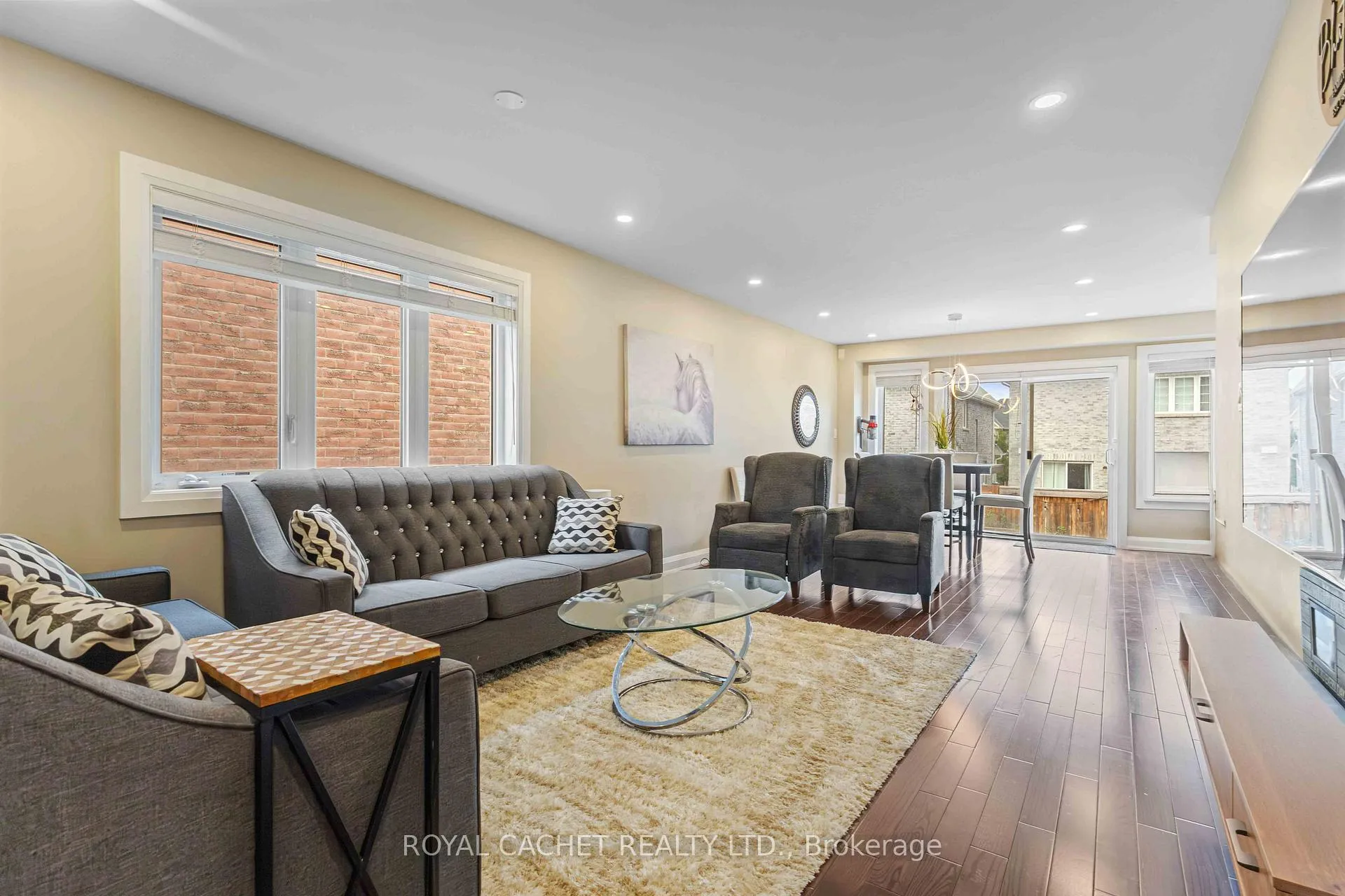 Photo 7 of 20 Gaskin Street, Ajax, Central East — HOMEH