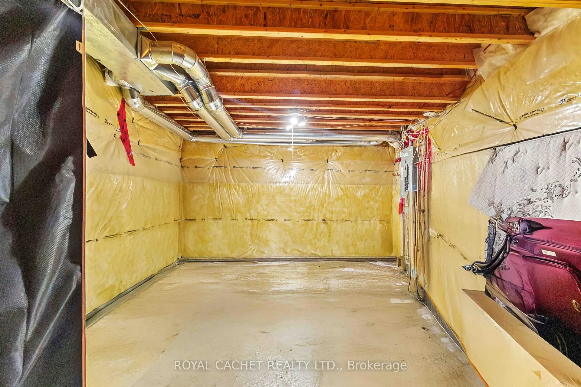 Photo 32 of 20 Gaskin Street, Ajax, Central East — HOMEH