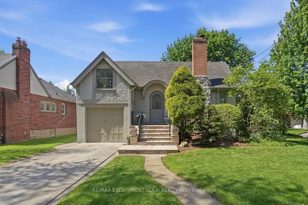 Photo 1 of 41 Queen Mary Drive, St. Catharines, Downtown — HOMEH