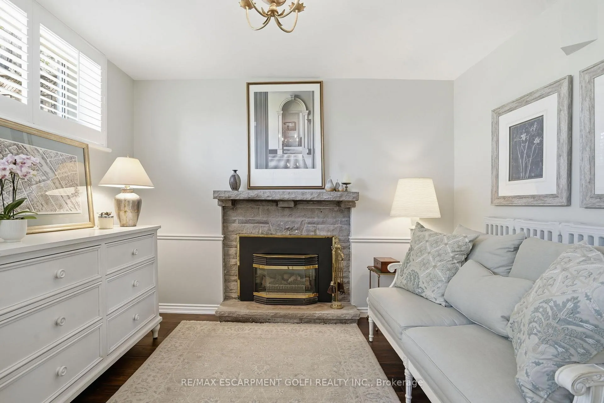 Photo 22 of 41 Queen Mary Drive, St. Catharines, Downtown — HOMEH