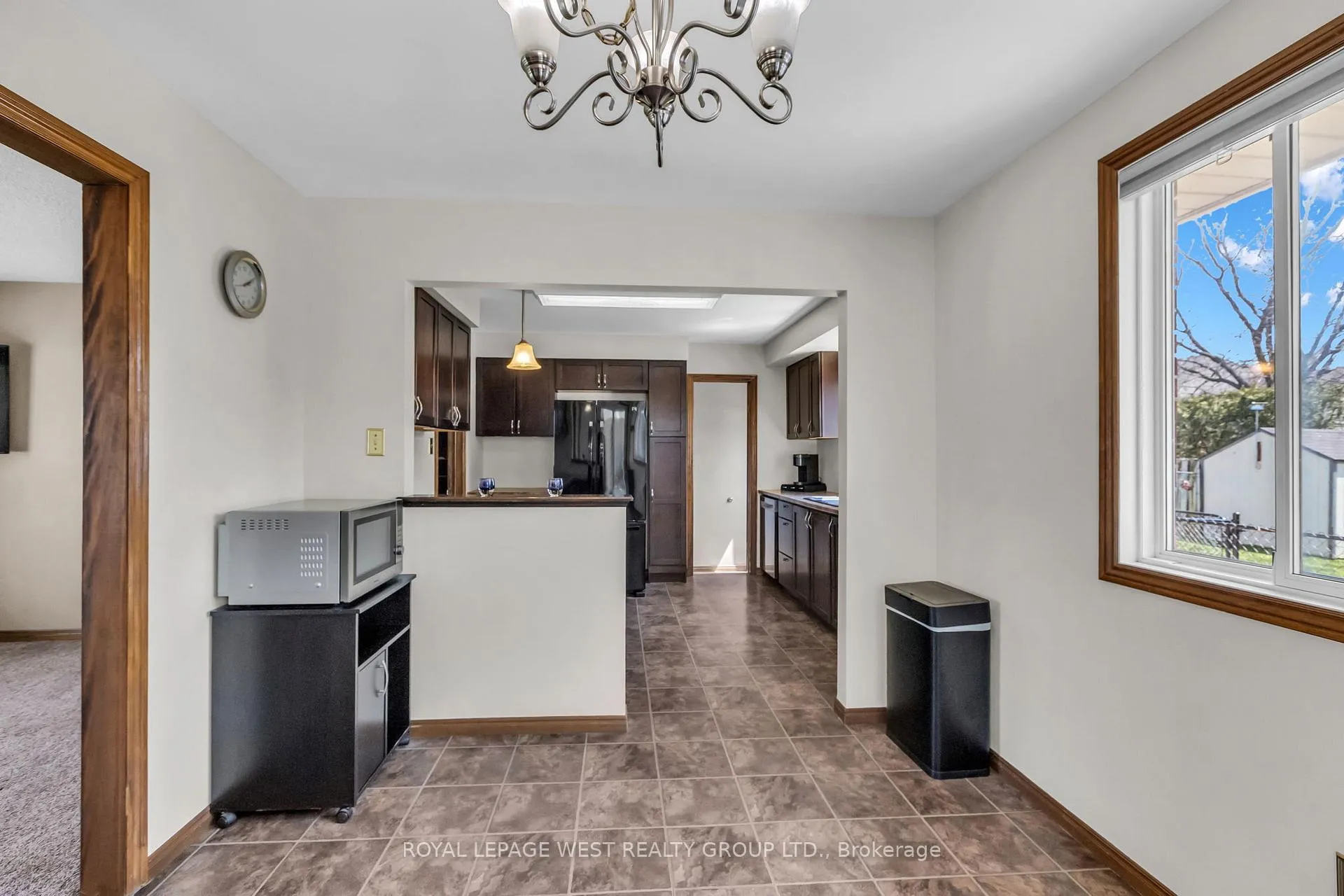 Photo 14 of 12 Banburry Crescent, Grimsby, Grimsby Beach — HOMEH