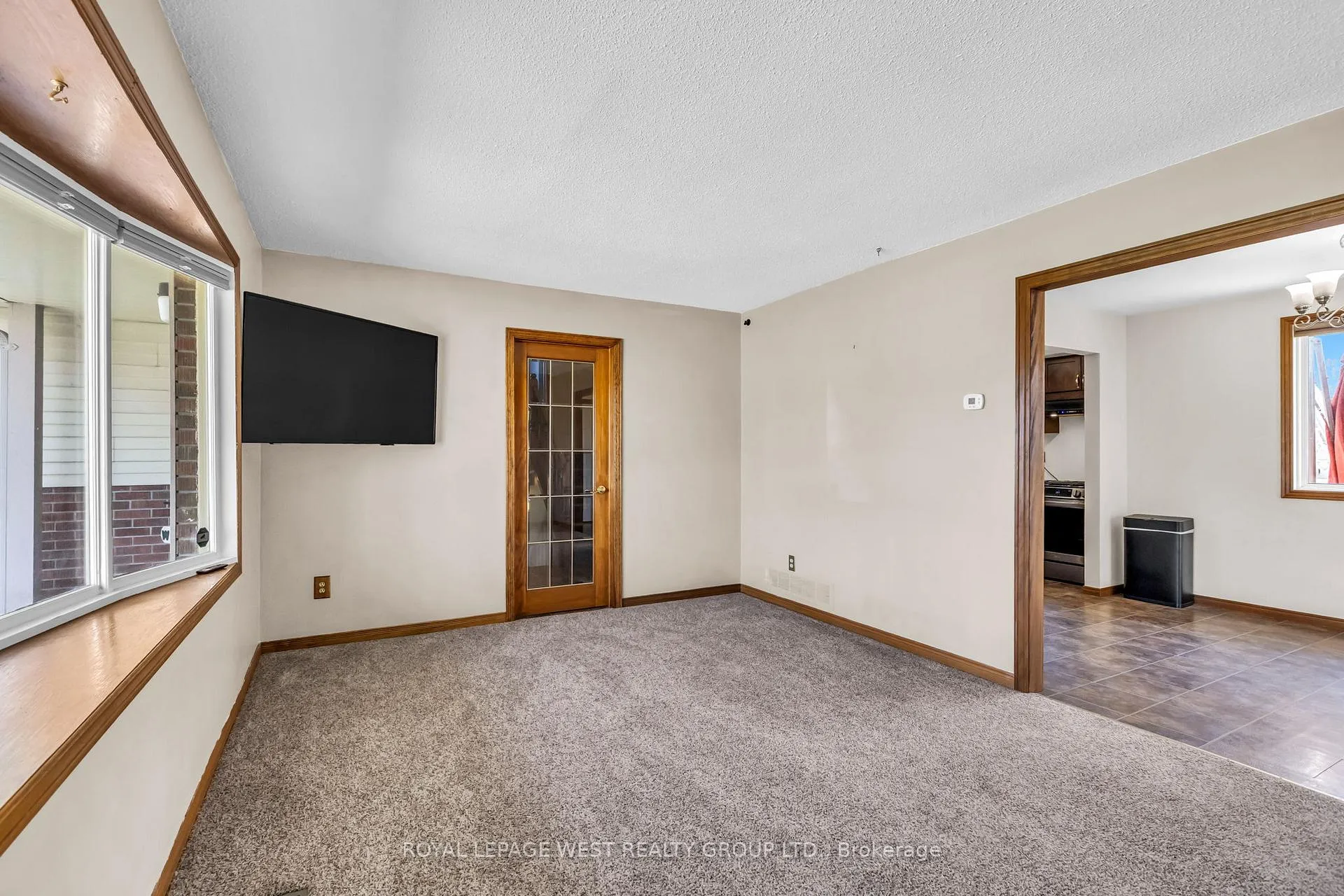 Photo 17 of 12 Banburry Crescent, Grimsby, Grimsby Beach — HOMEH