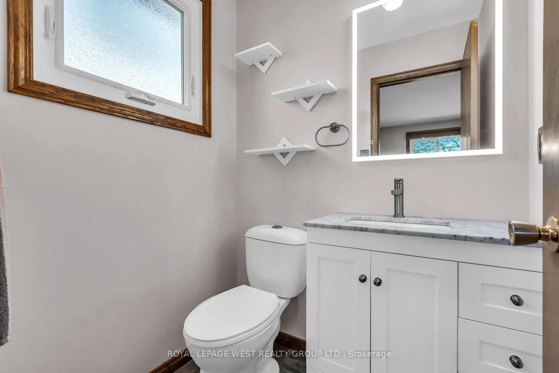Photo 21 of 12 Banburry Crescent, Grimsby, Grimsby Beach — HOMEH