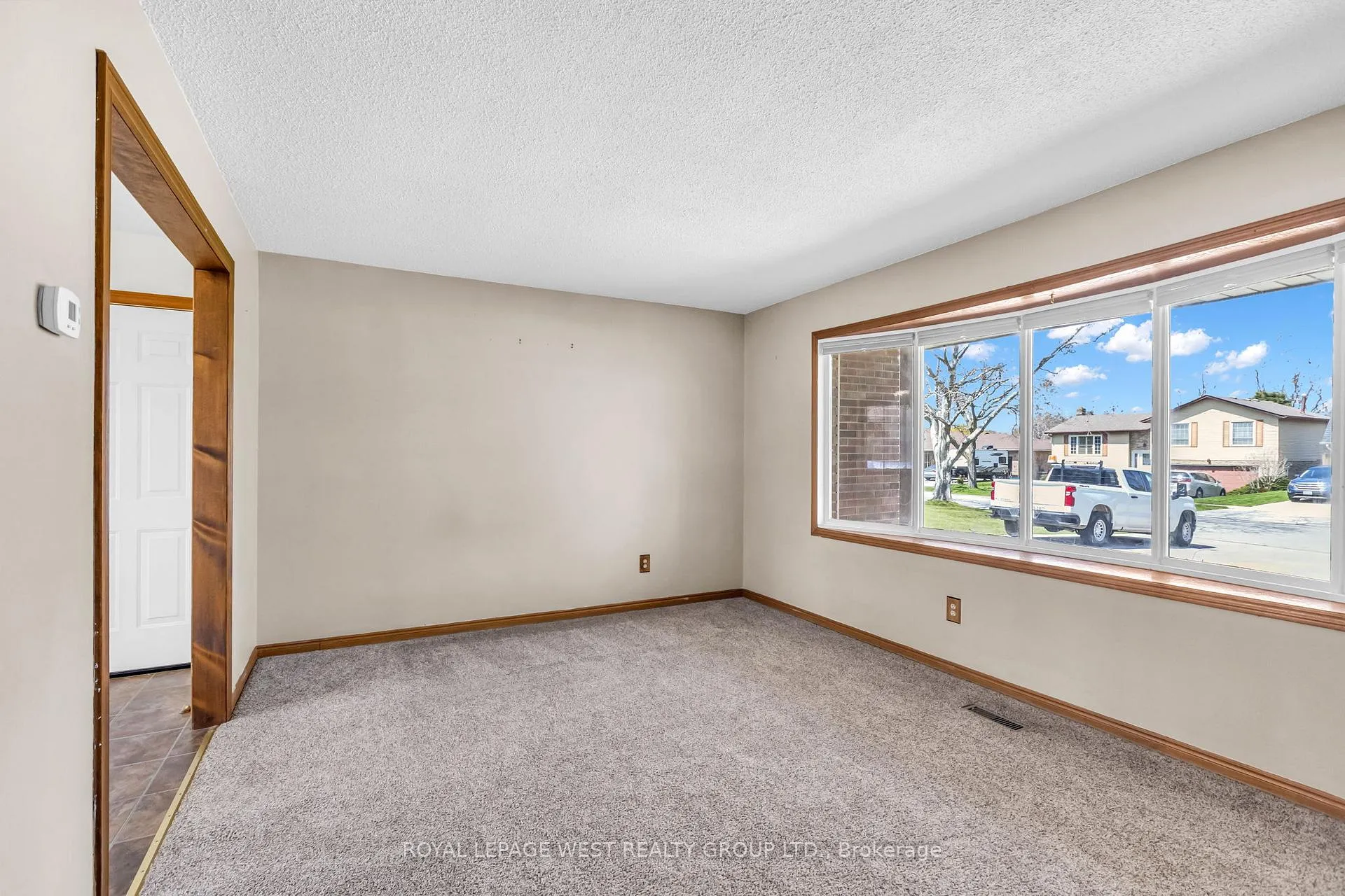 Photo 22 of 12 Banburry Crescent, Grimsby, Grimsby Beach — HOMEH