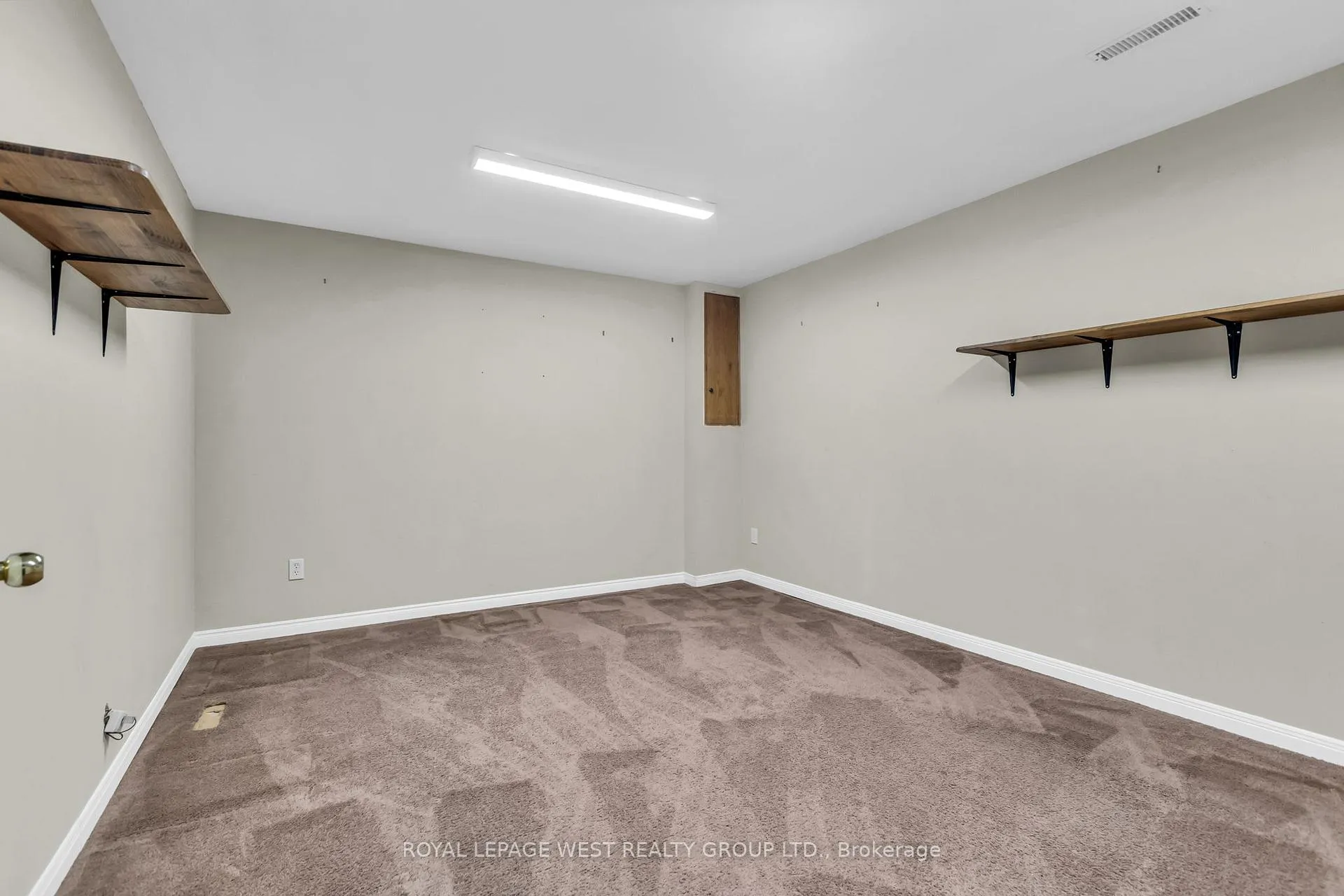 Photo 32 of 12 Banburry Crescent, Grimsby, Grimsby Beach — HOMEH