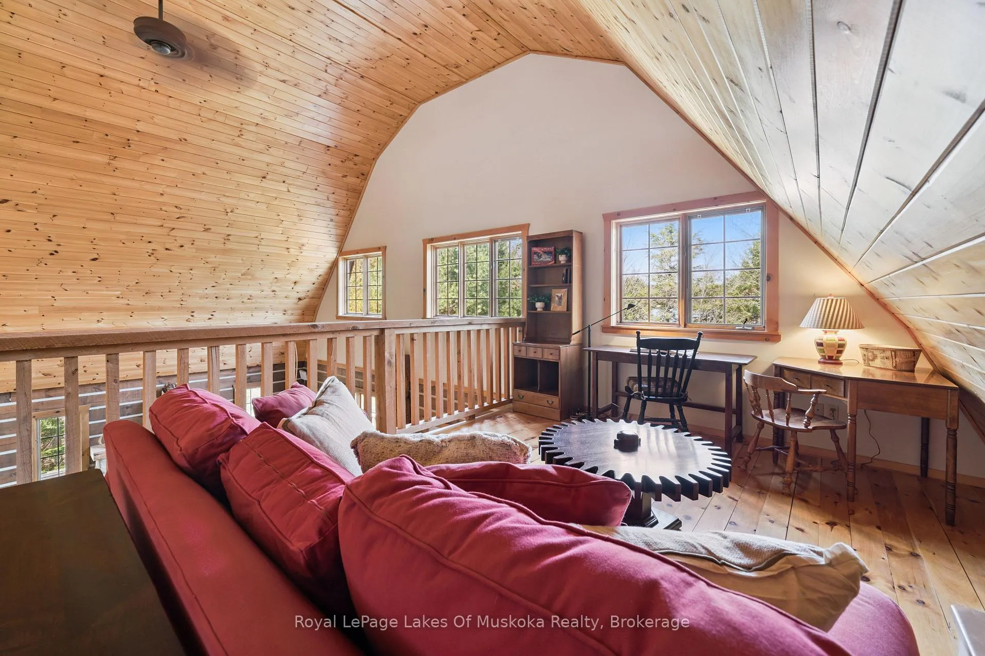 Photo 15 of 1004 McFadden Drive, Algonquin Highlands, McClintock — HOMEH