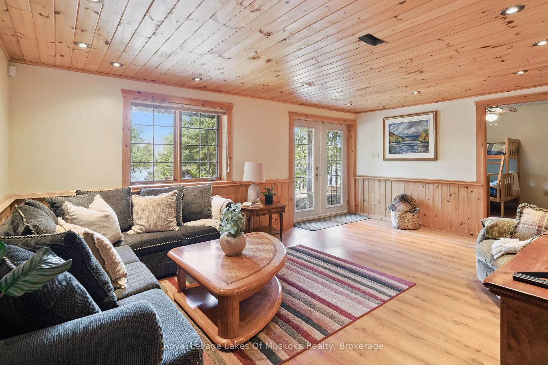 Photo 19 of 1004 McFadden Drive, Algonquin Highlands, McClintock — HOMEH