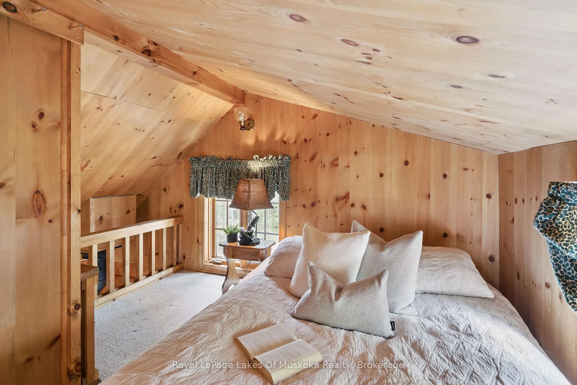 Photo 29 of 1004 McFadden Drive, Algonquin Highlands, McClintock — HOMEH