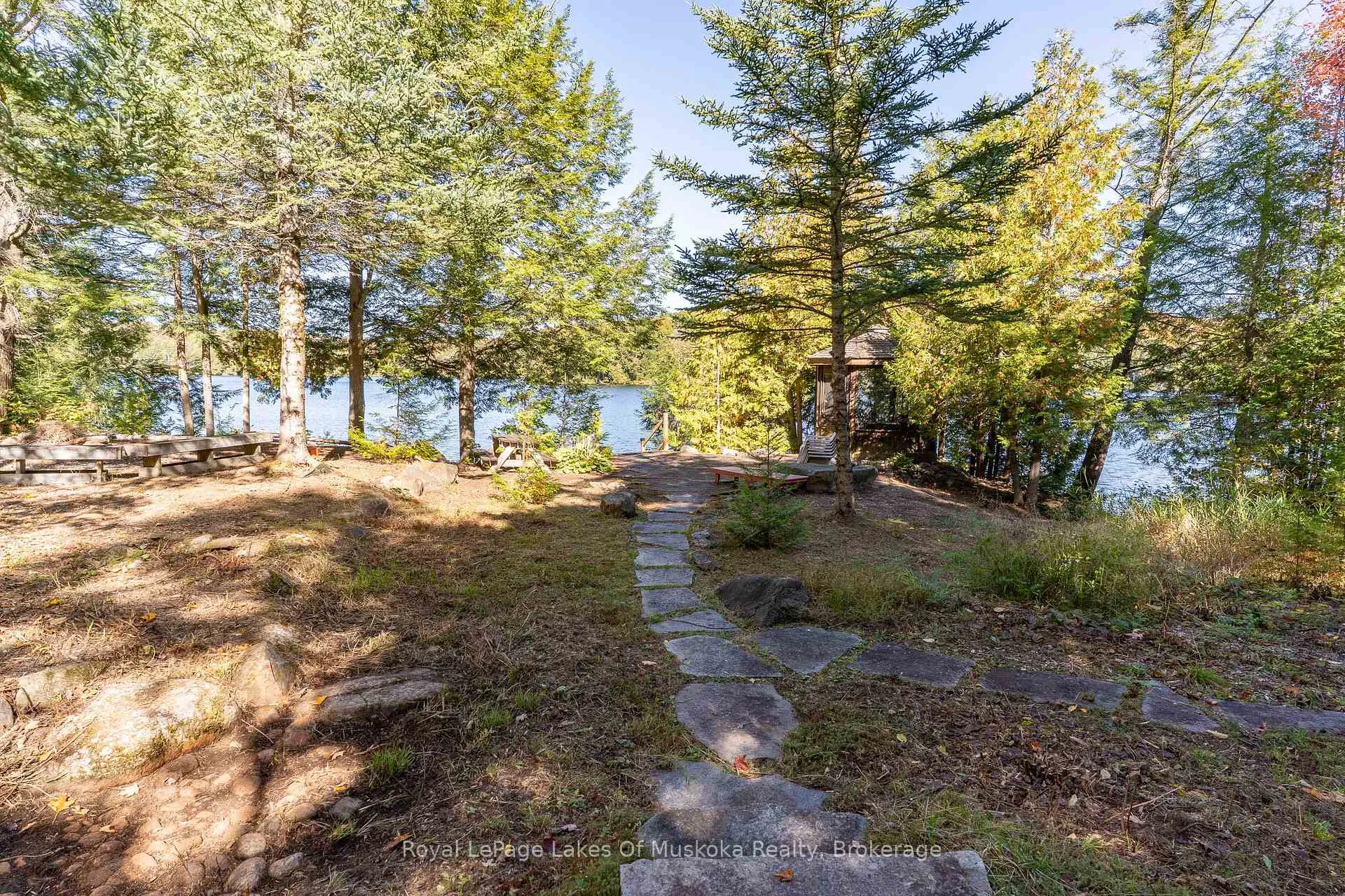 Photo 31 of 1004 McFadden Drive, Algonquin Highlands, McClintock — HOMEH