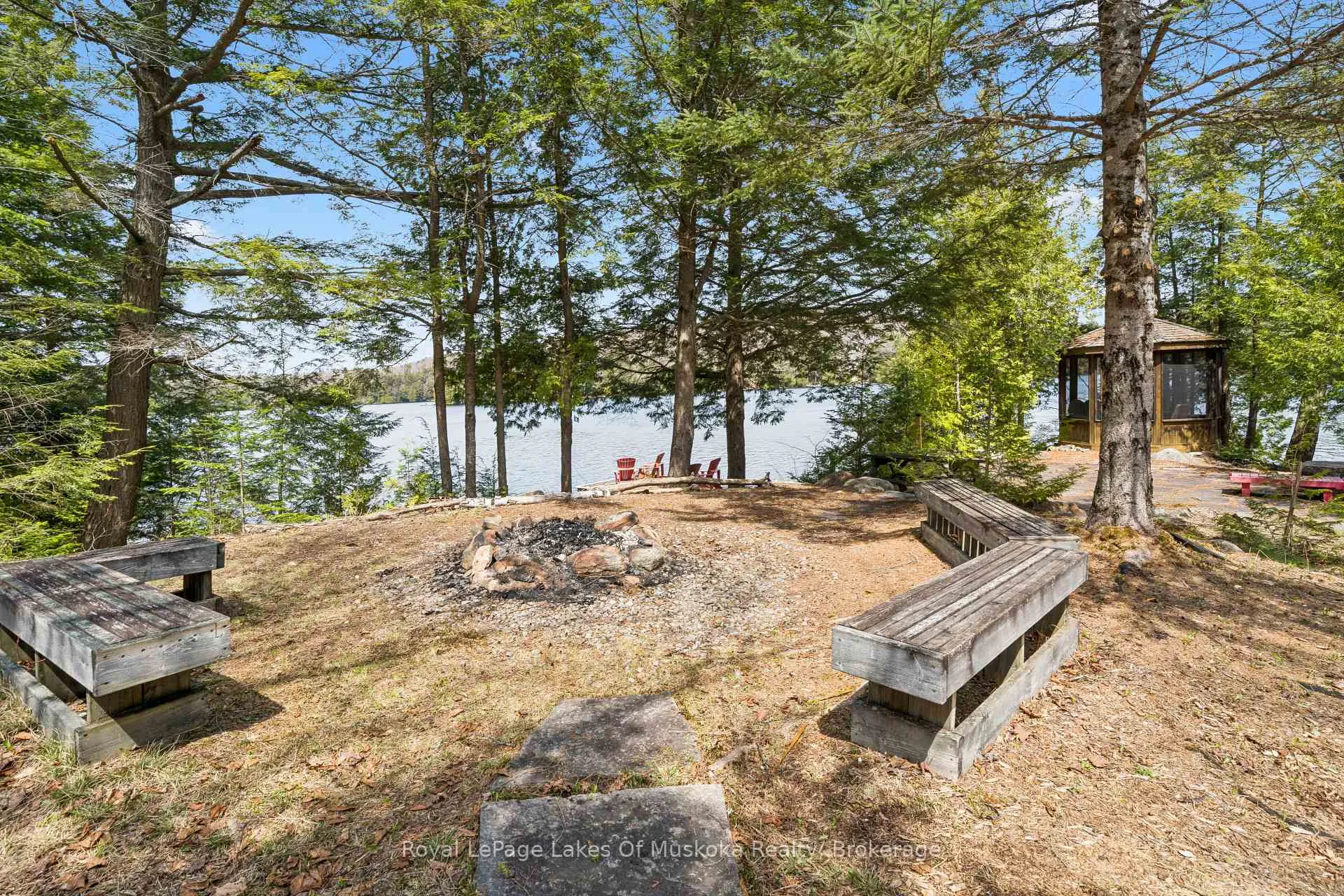 Photo 36 of 1004 McFadden Drive, Algonquin Highlands, McClintock — HOMEH