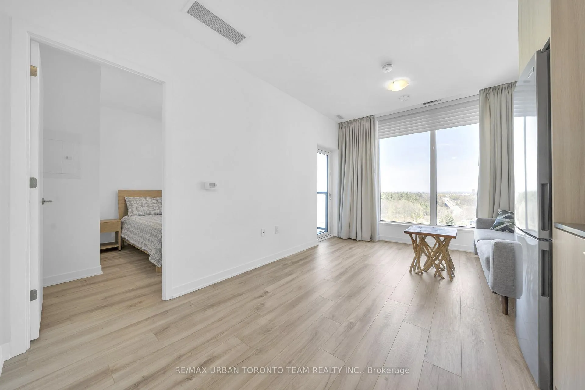 Photo 6 of Unit 820, 7439 Kingston Road, Scarborough, Rouge — HOMEH