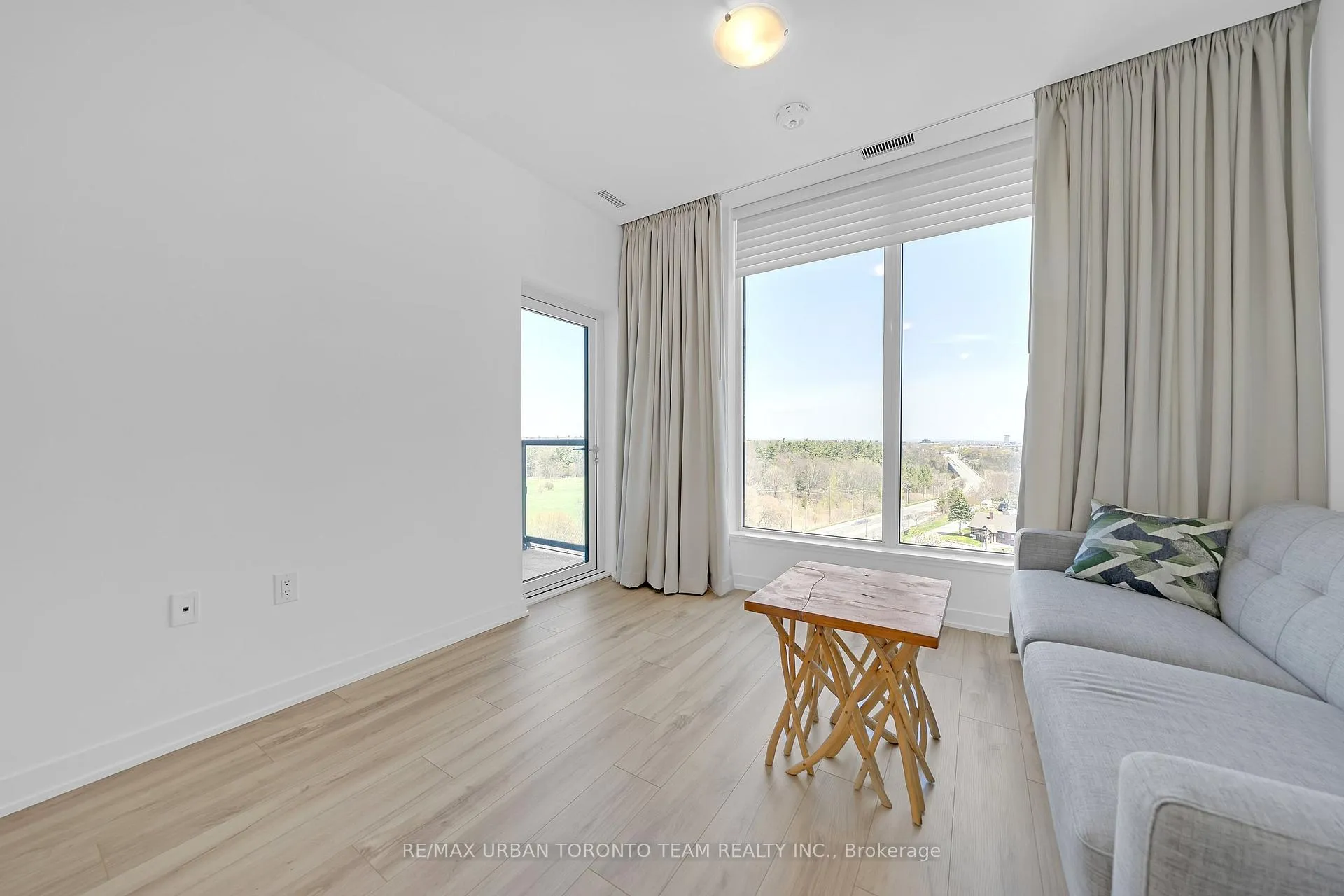 Photo 9 of Unit 820, 7439 Kingston Road, Scarborough, Rouge — HOMEH