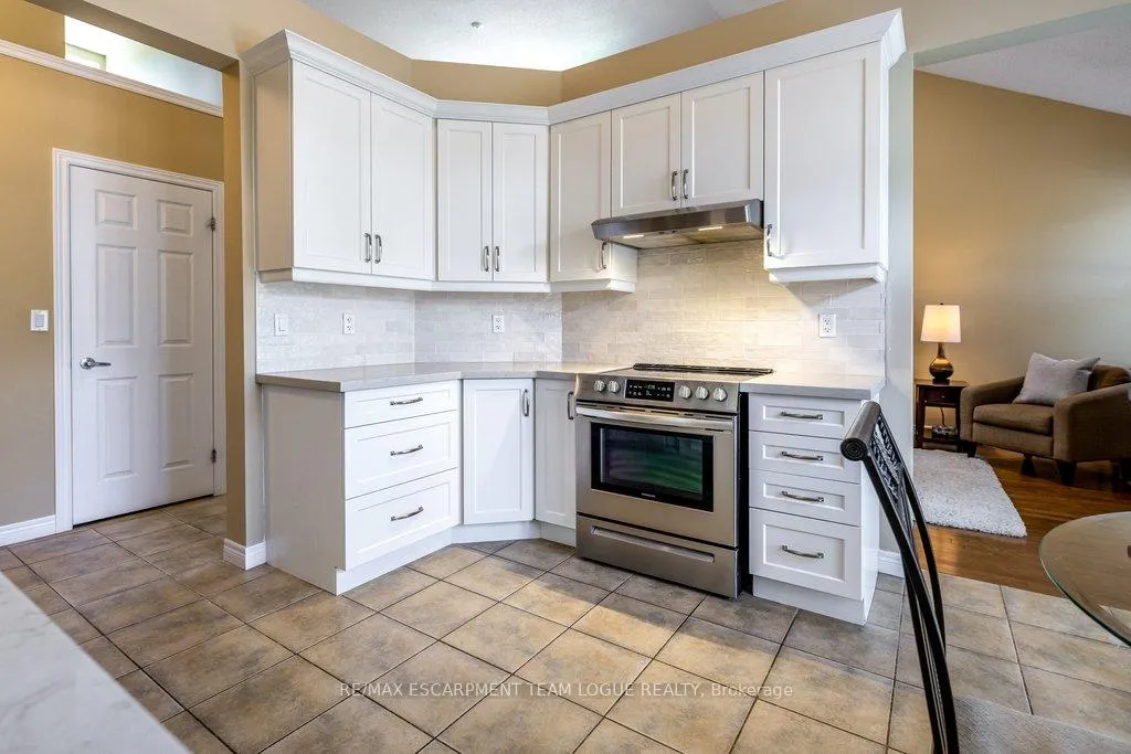 Photo 9 of Unit 21, 2165 Itabashi Way, Burlington, Tansley — HOMEH