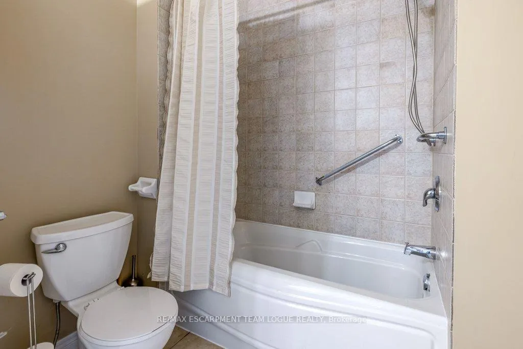 Photo 14 of Unit 21, 2165 Itabashi Way, Burlington, Tansley — HOMEH