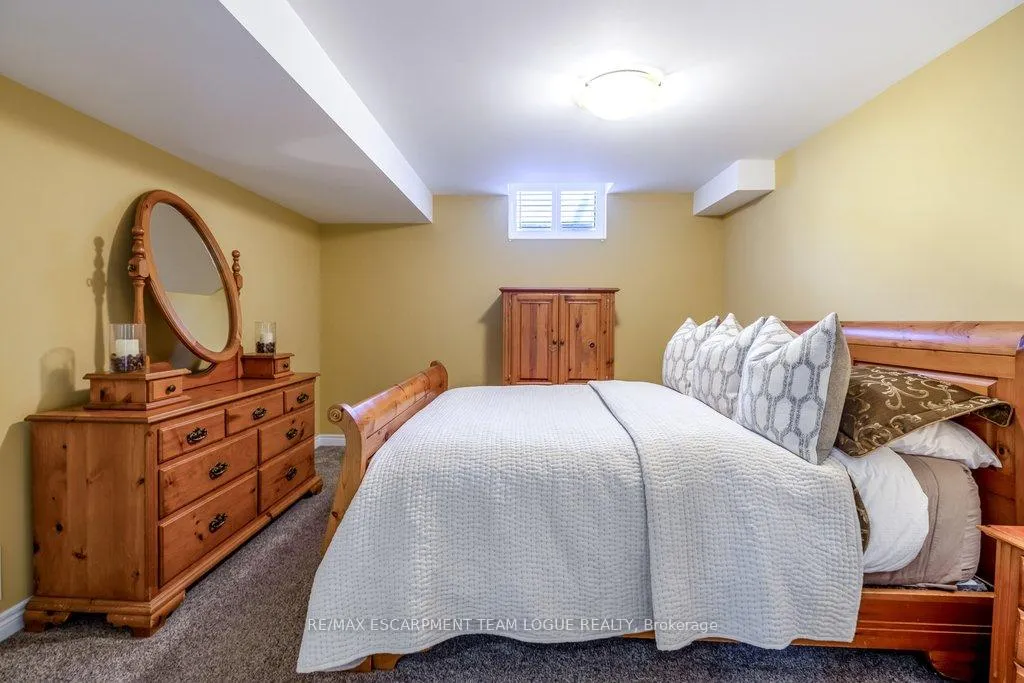 Photo 31 of Unit 21, 2165 Itabashi Way, Burlington, Tansley — HOMEH