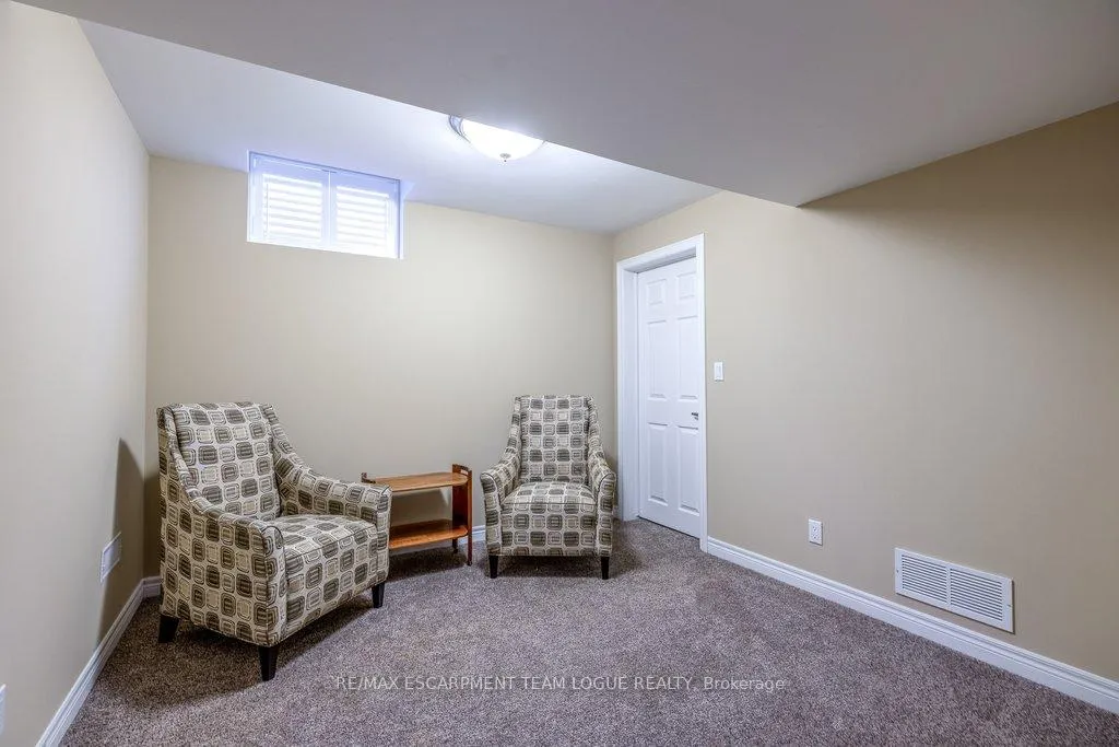 Photo 34 of Unit 21, 2165 Itabashi Way, Burlington, Tansley — HOMEH