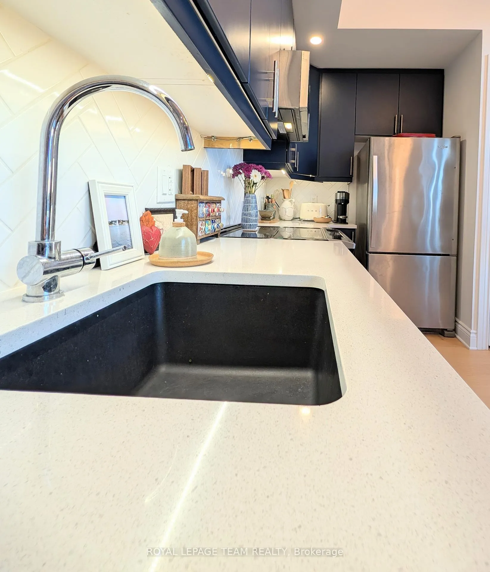 Photo 6 of Unit 304, 101 Pinhey Street, Ottawa, Hintonburg — HOMEH