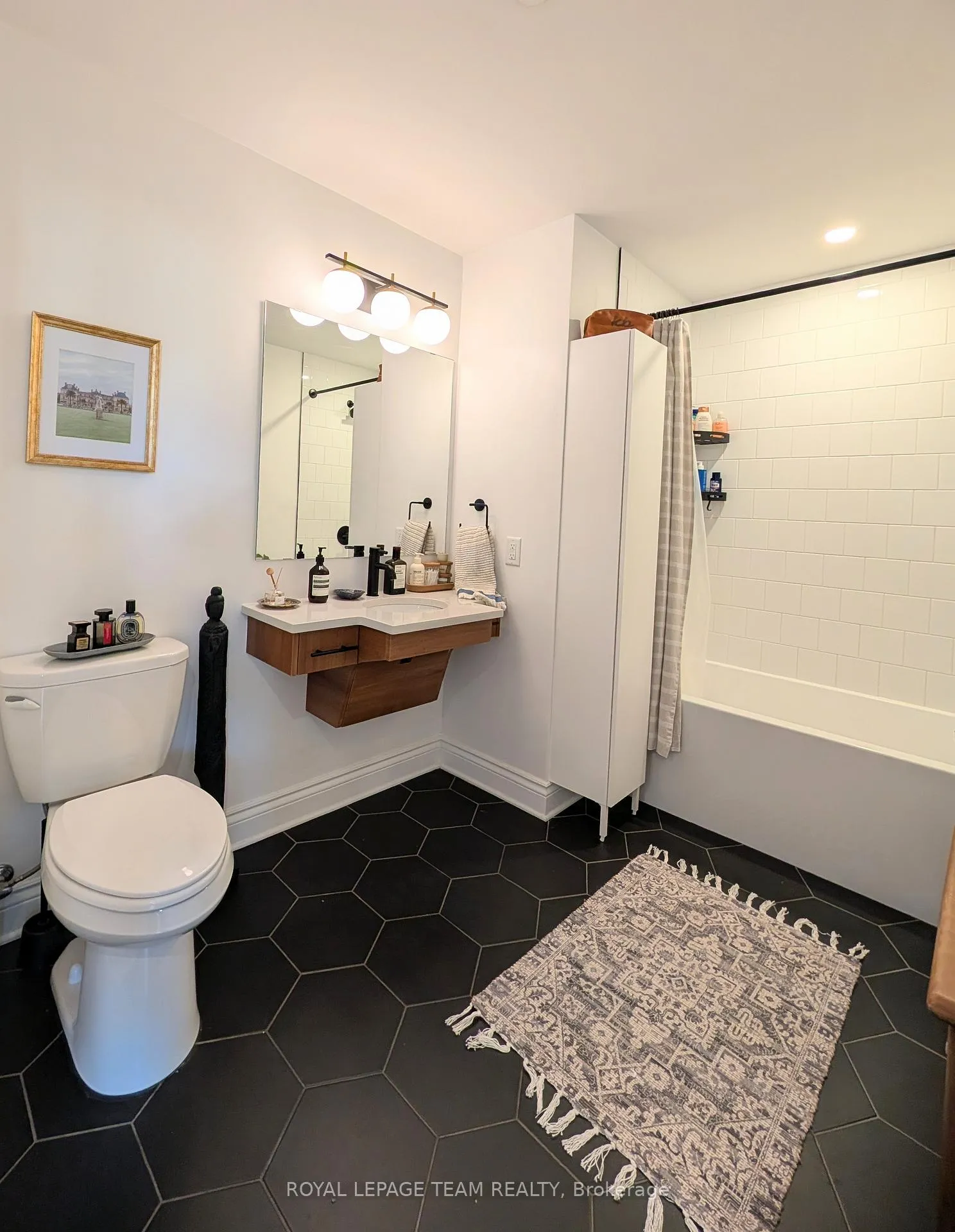 Photo 14 of Unit 304, 101 Pinhey Street, Ottawa, Hintonburg — HOMEH