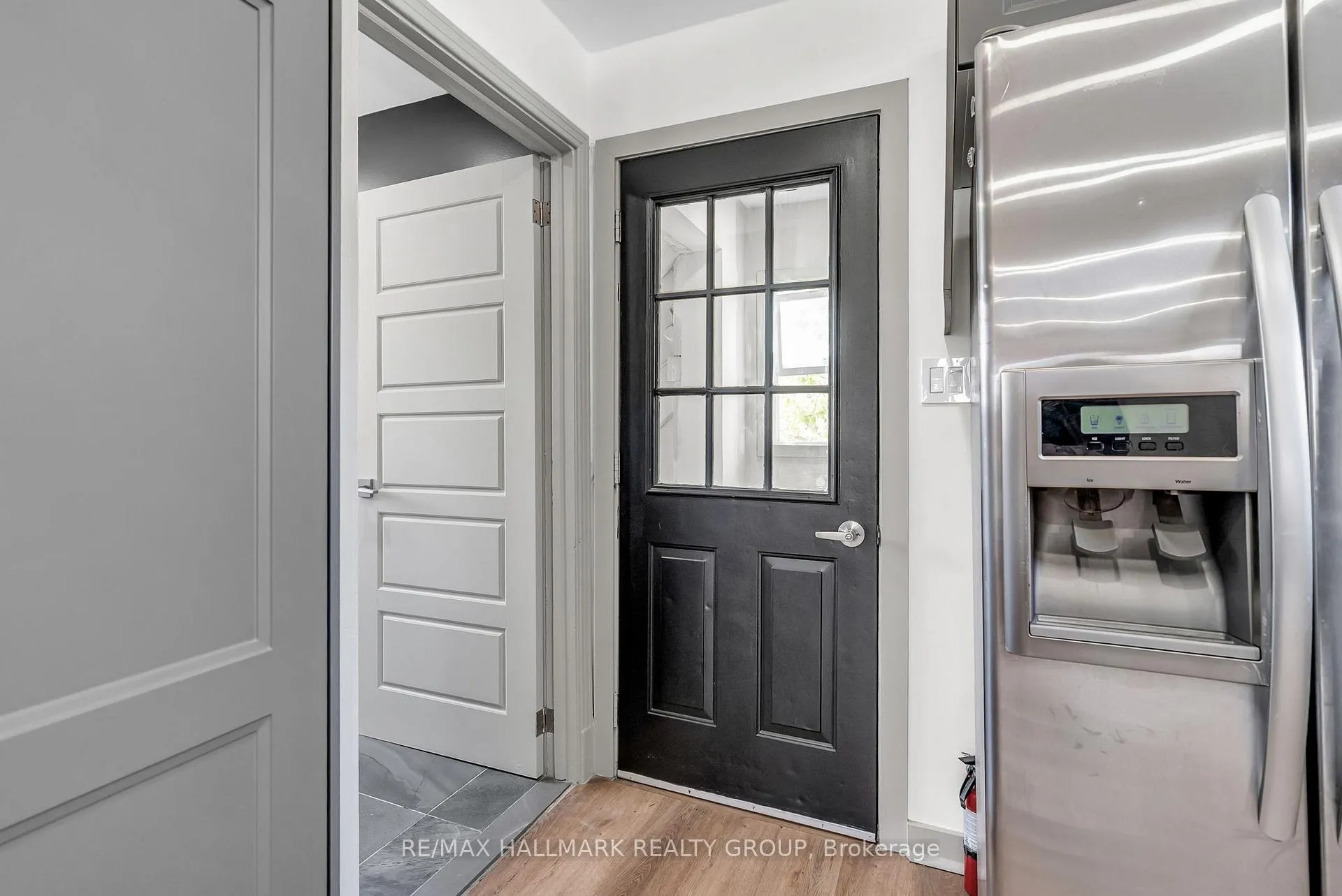 Photo 7 of 334-336 Eleventh Street E, Cornwall — HOMEH