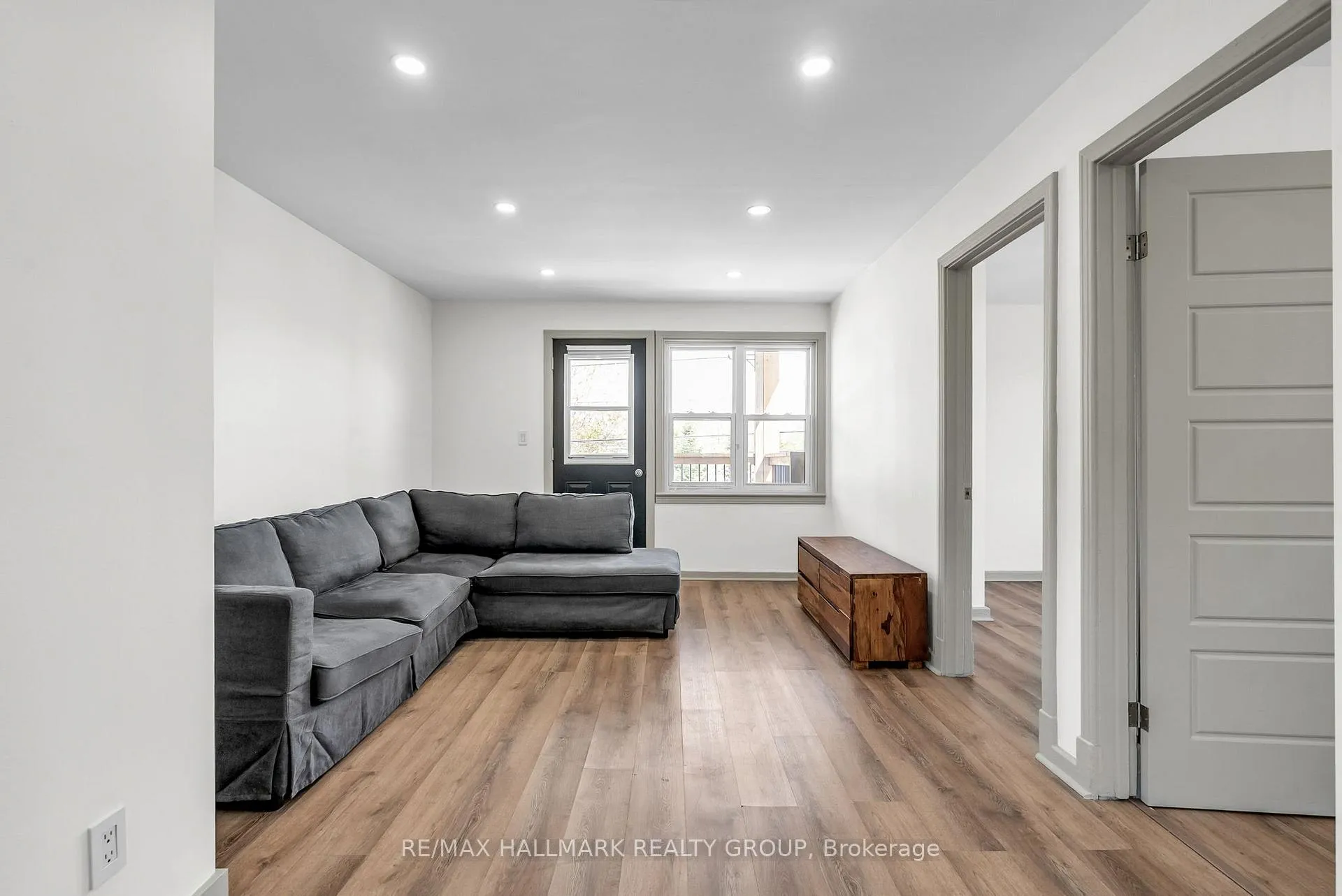 Photo 12 of 334-336 Eleventh Street E, Cornwall — HOMEH