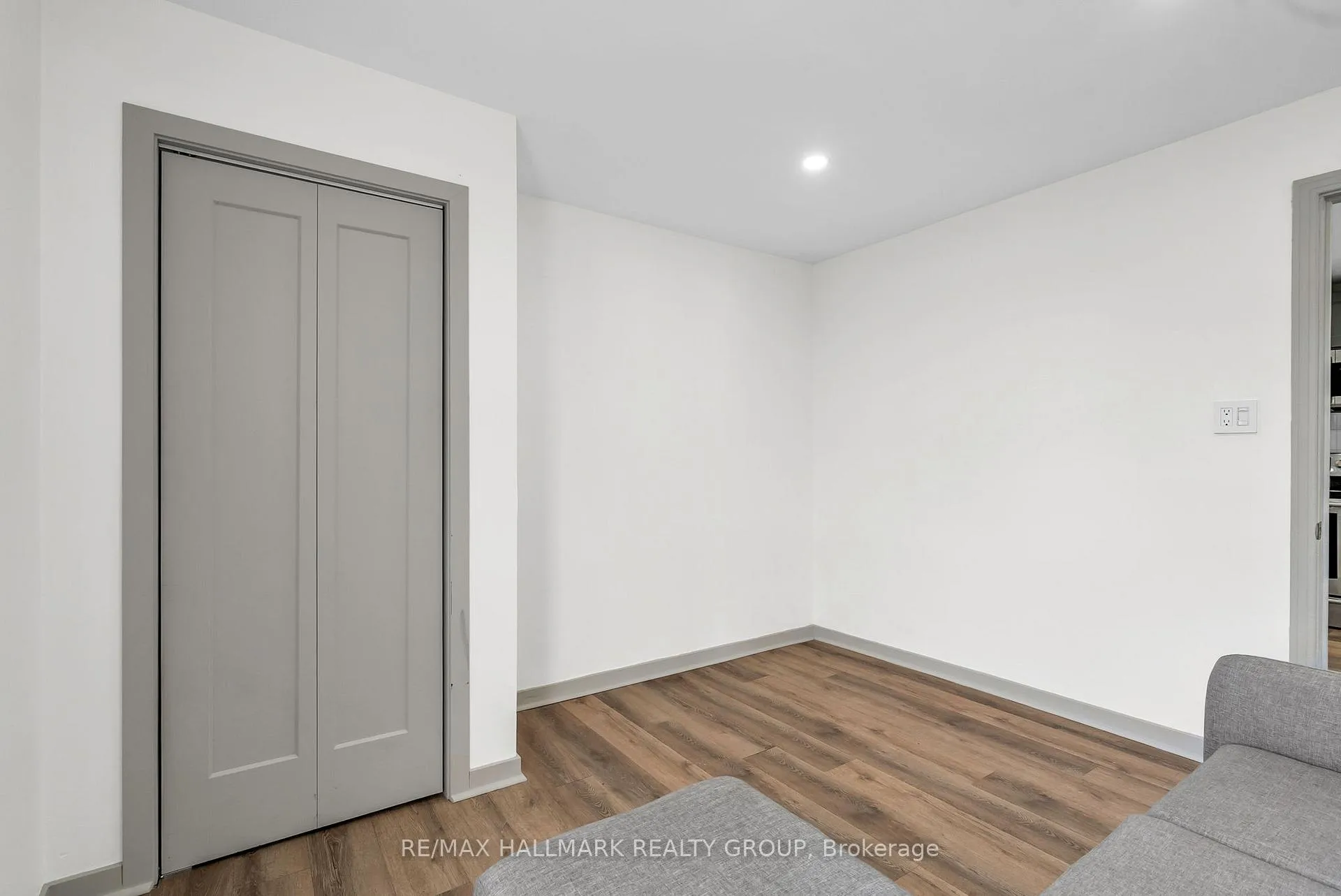 Photo 17 of 334-336 Eleventh Street E, Cornwall — HOMEH