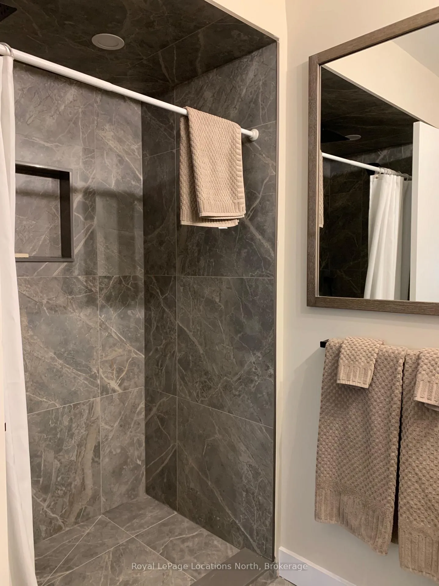 Photo 11 of Unit 68, 149 Fairway Crescent, Collingwood — HOMEH