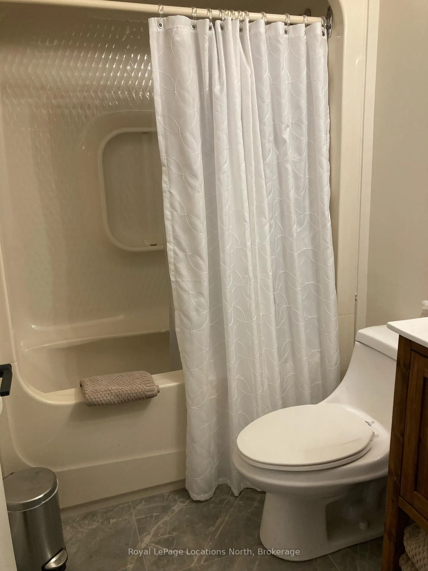 Photo 16 of Unit 68, 149 Fairway Crescent, Collingwood — HOMEH