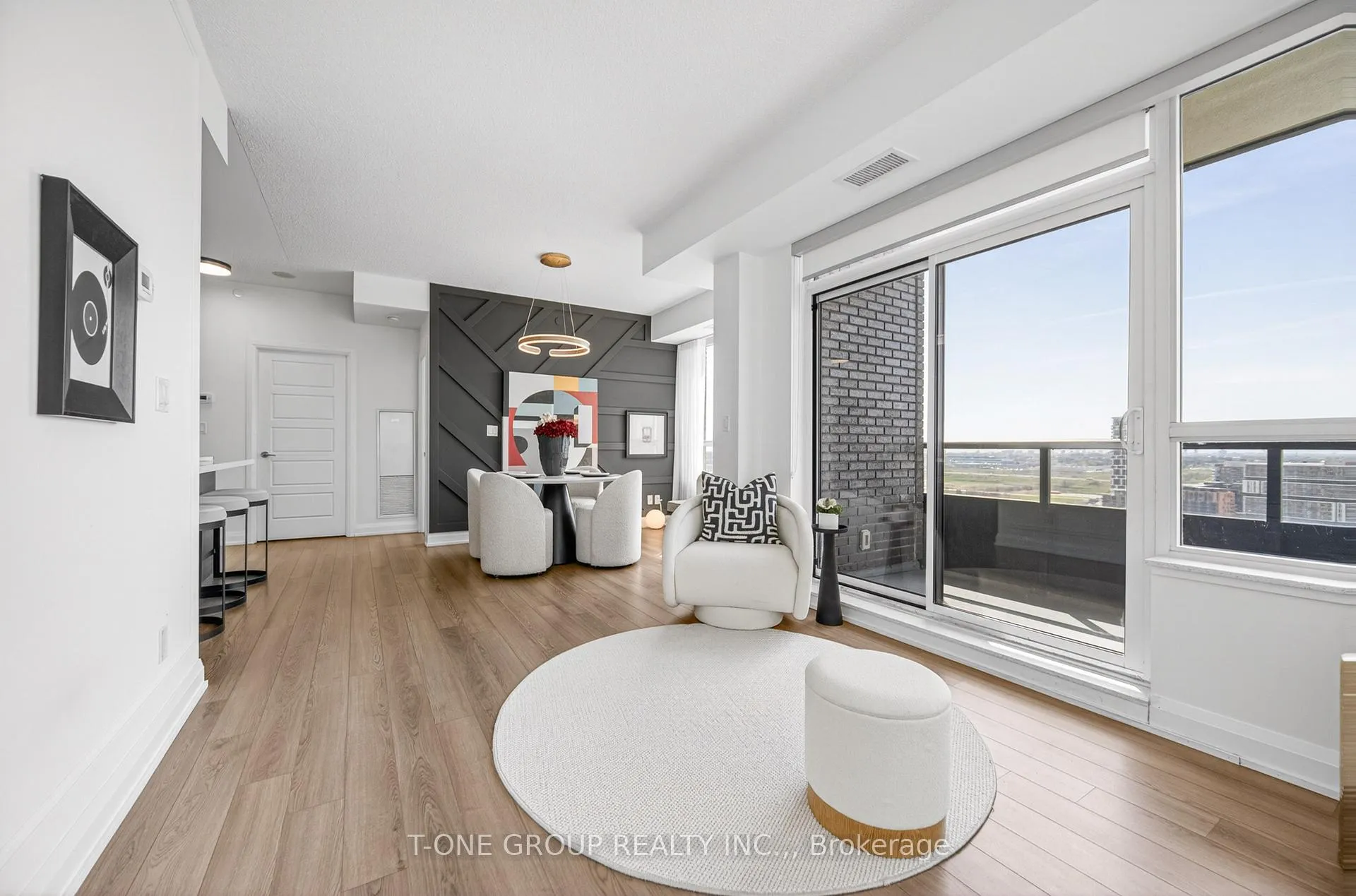 Photo 16 of Unit 2608, 15 Water Walk Drive, Markham, Unionville — HOMEH