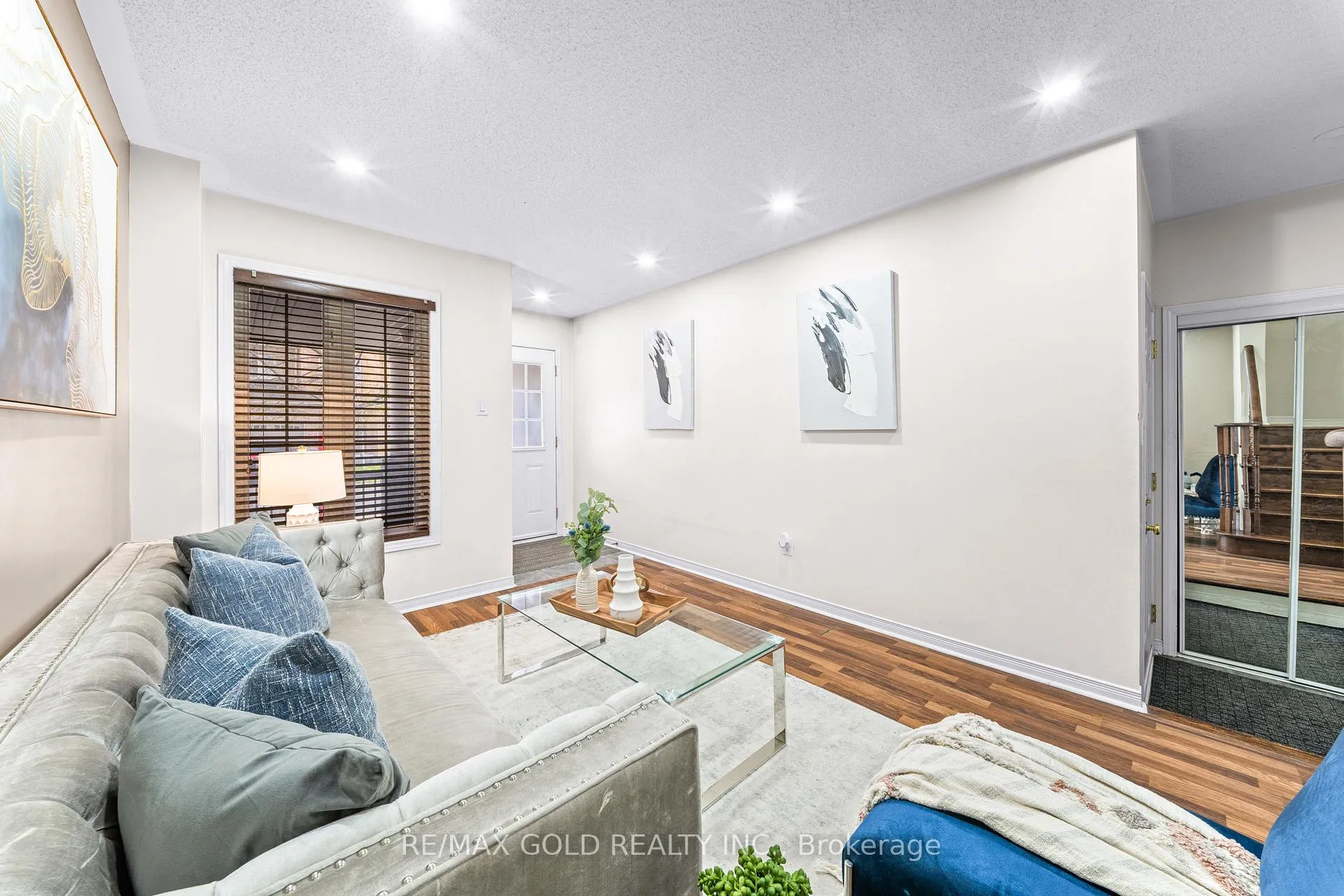 Photo 7 of 32 Bay Breeze Drive, Brampton, Sandringham-Wellington — HOMEH